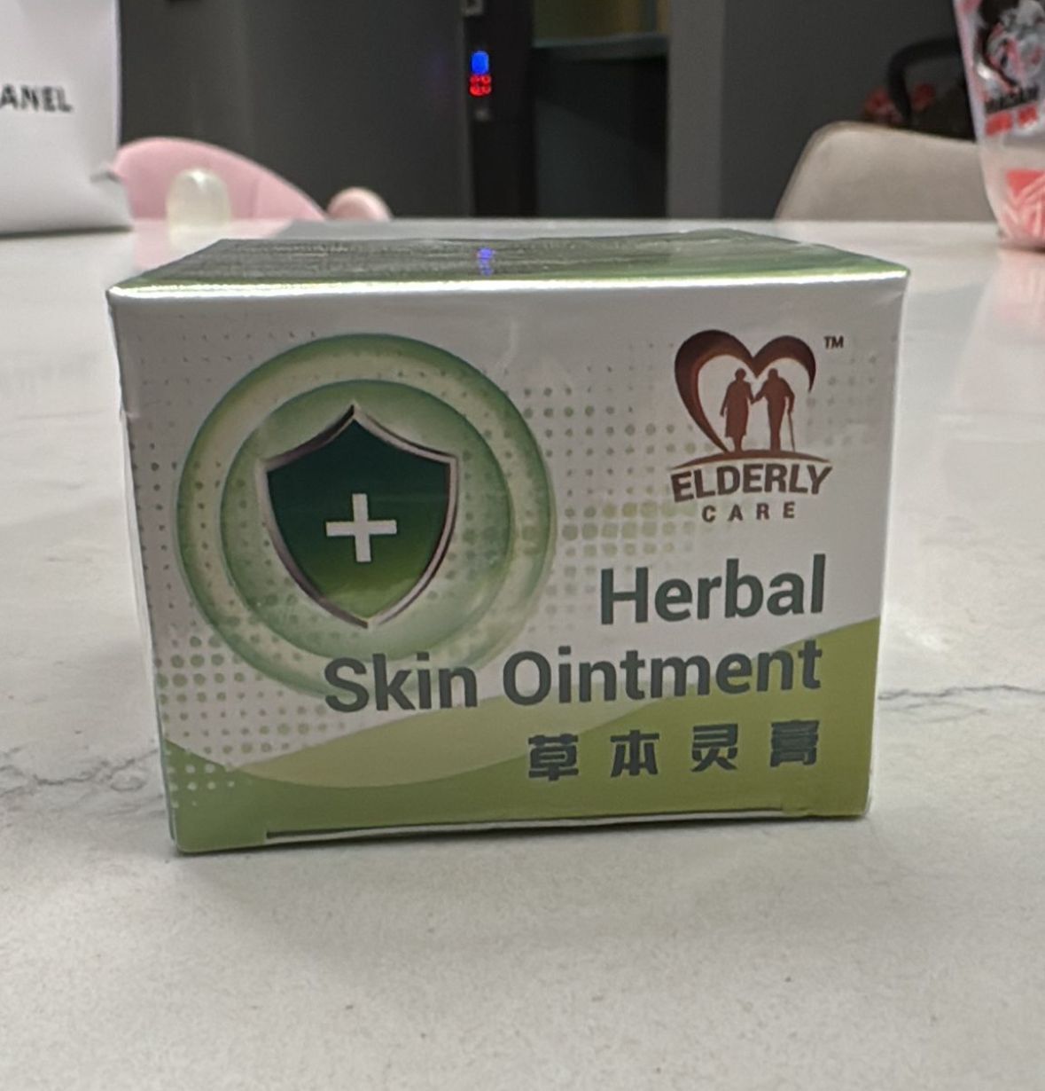 (3) HERBAL SKIN OINTMENT