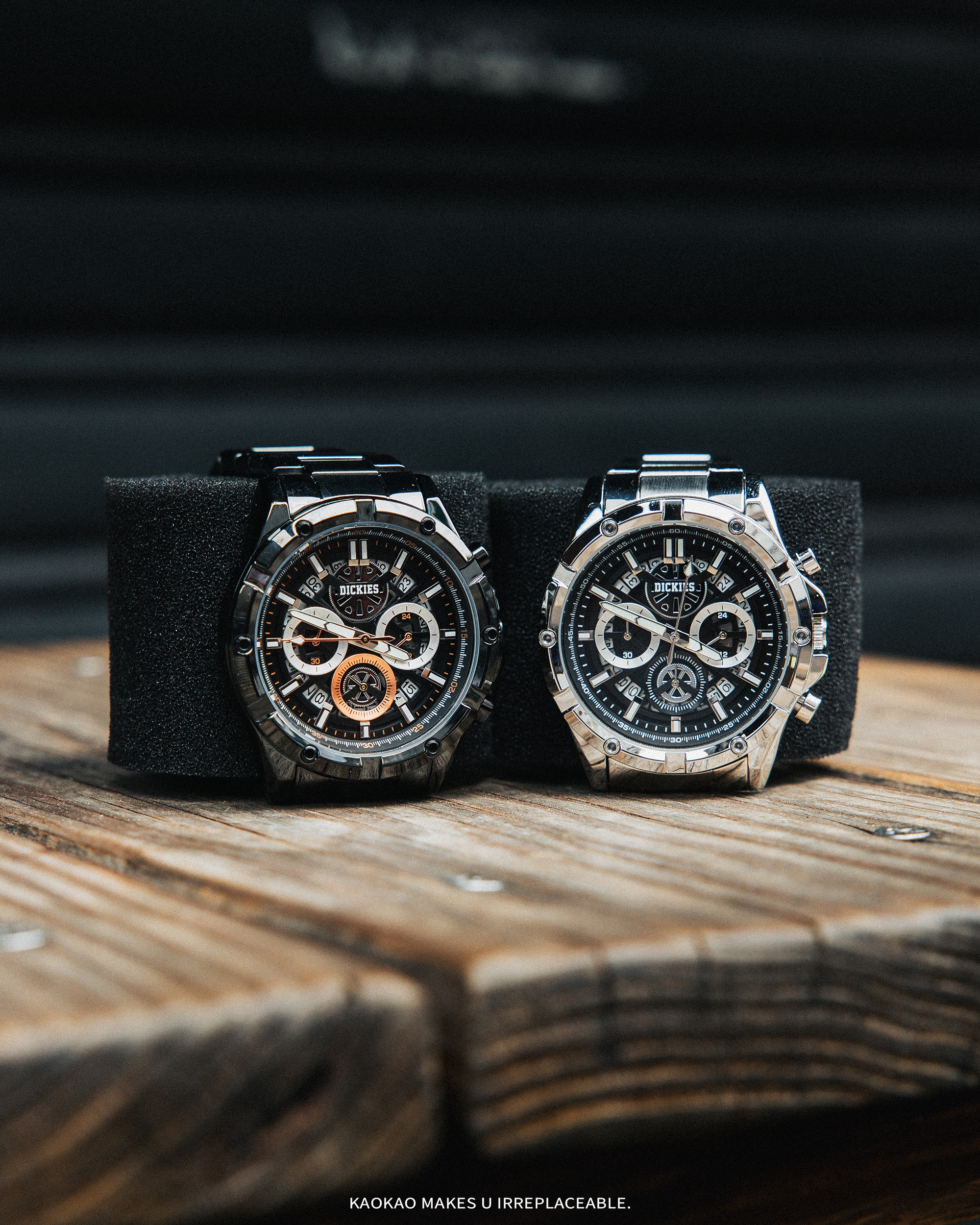 Dickies 銀河系列 石英機芯 鋼錶帶 三眼六針腕表 兩款可選