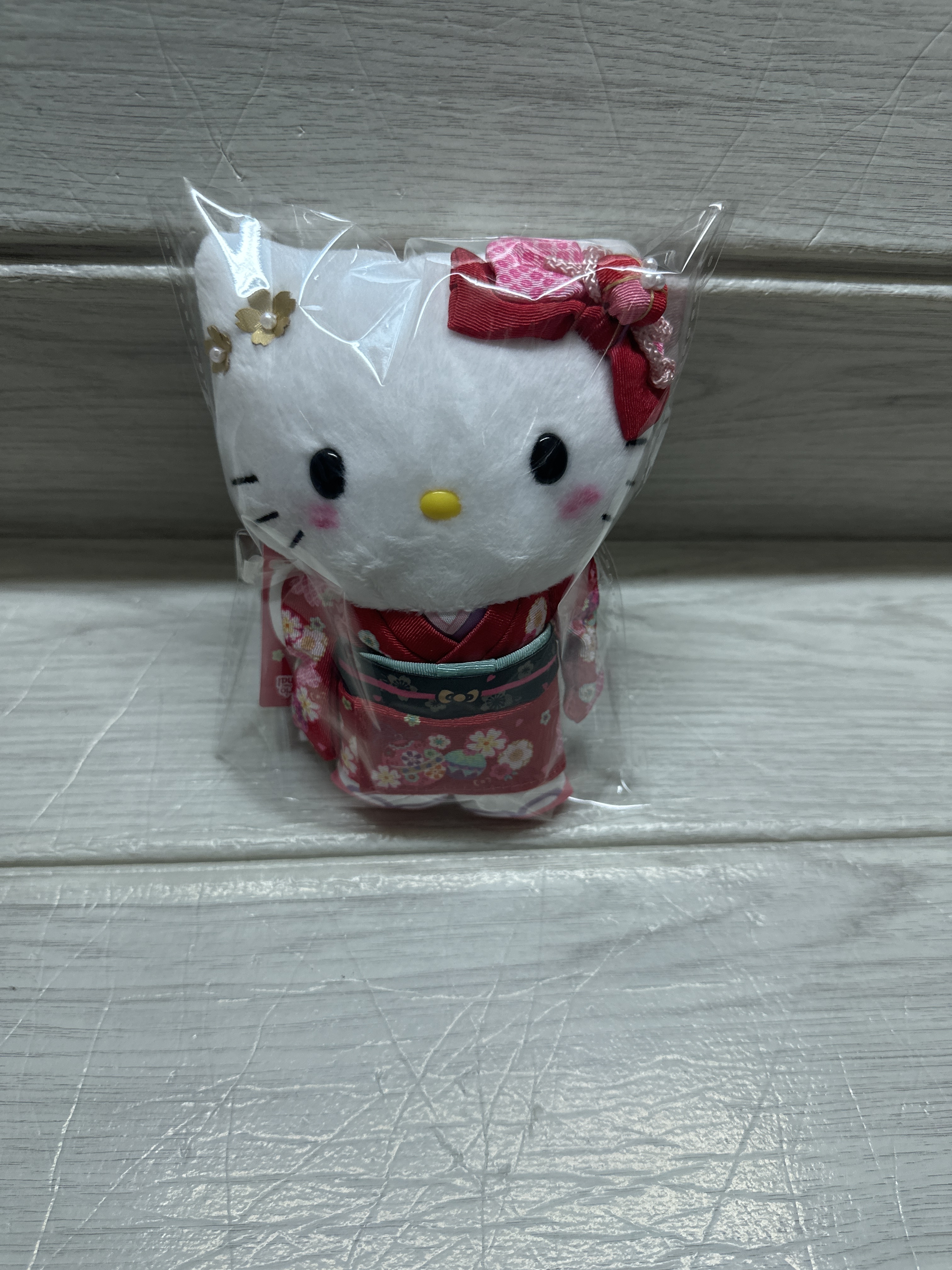 Hello kitty和服公仔