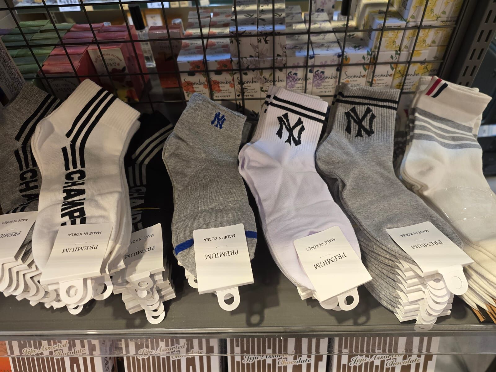 【直播】LL071711 男裝中長襪 (1套5對 - 隨機款)