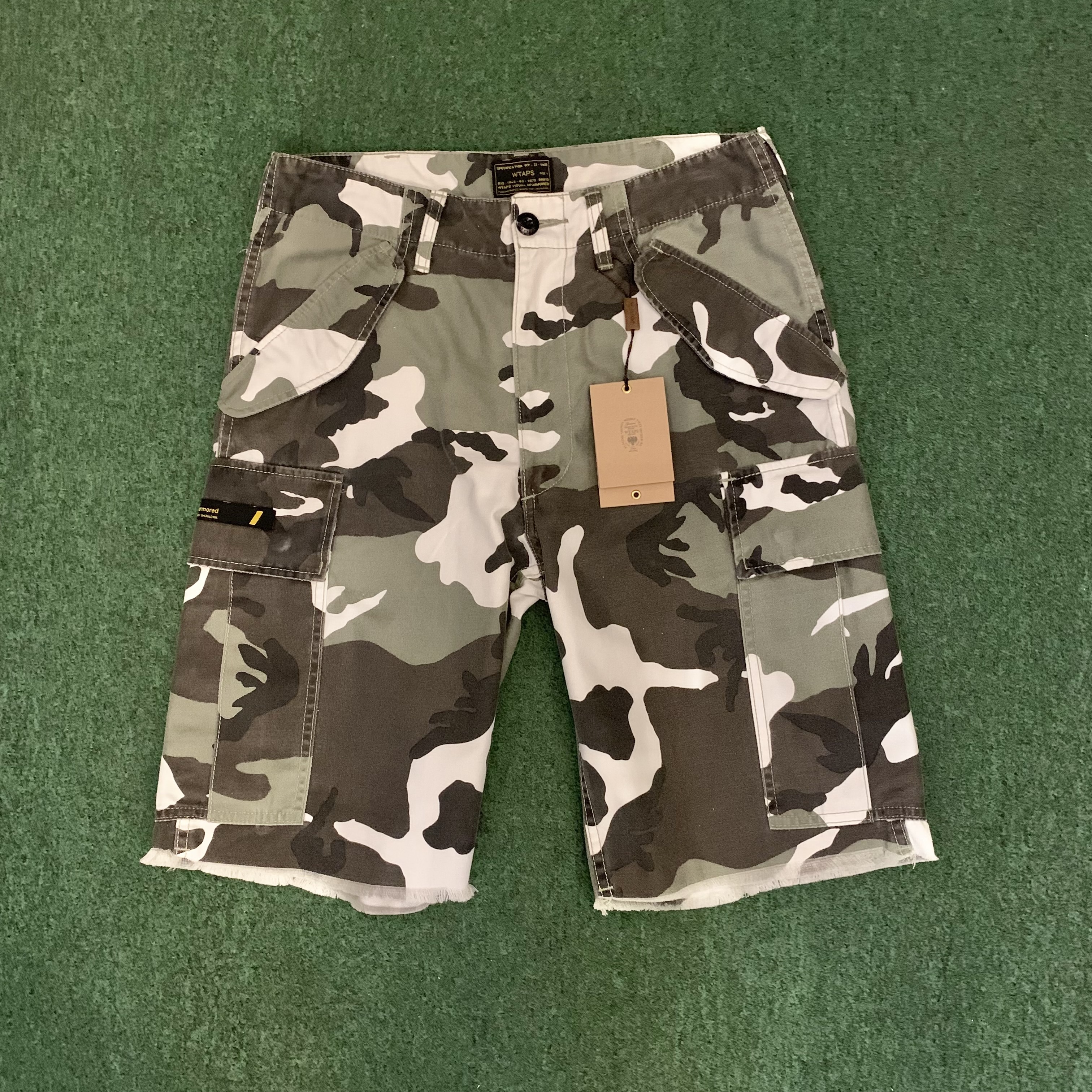 RE-STOCK: WTAPS CARGO SHORTS 02 COPO TWILL URBAN CAMO - SIZE S IN STOCK NOW (現貨發售中)