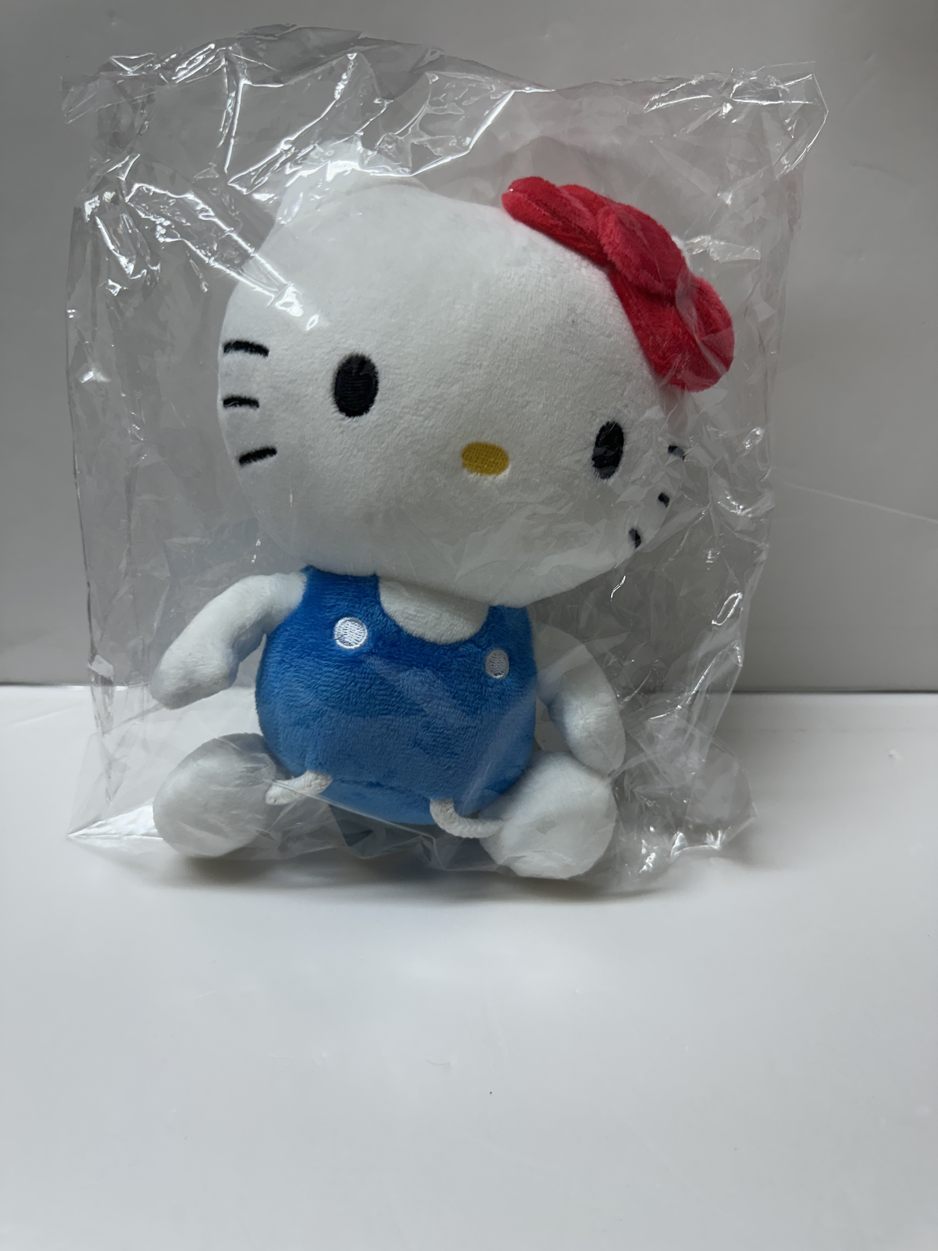 Hello kitty公仔