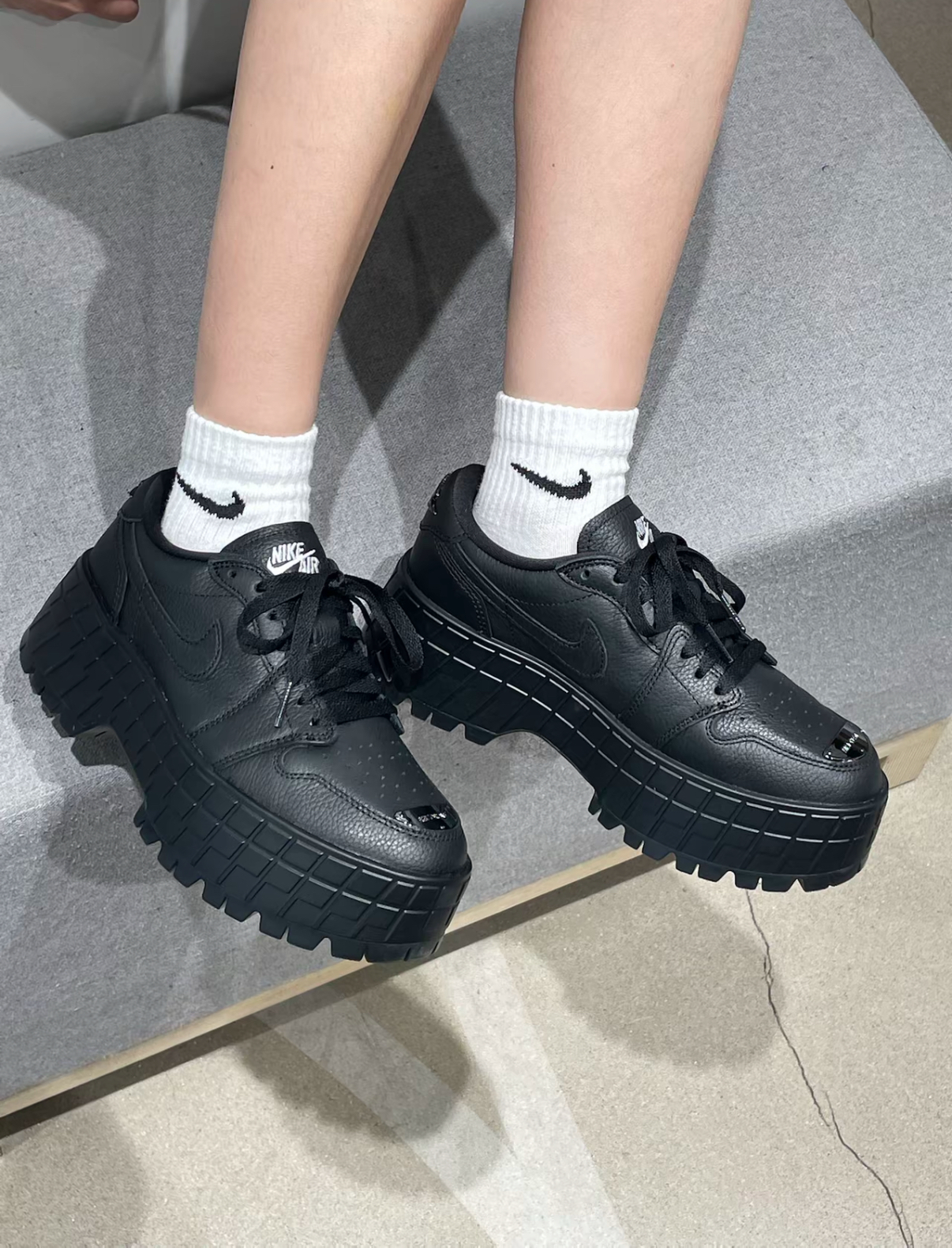 Nike Air Jordan 1 Brooklyn Low Black 全黑 黑武士 鐵牌 厚底 增高 HF3184-001/預購