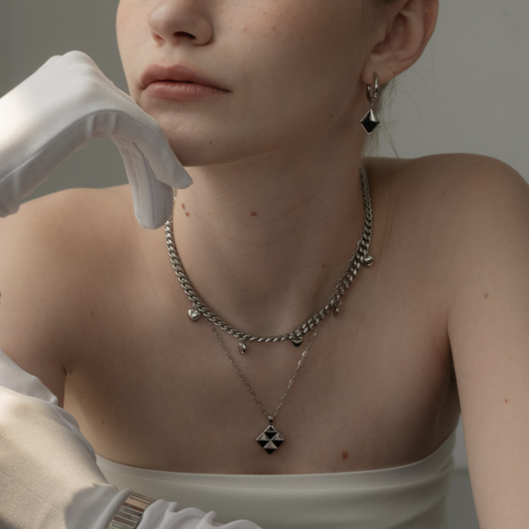 OUS Prism Spark Necklace 星菱項鍊