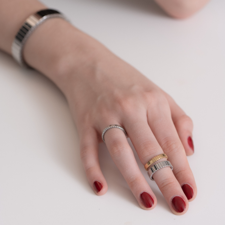 OUS Glint Ring Small Model 微光戒 窄版 金