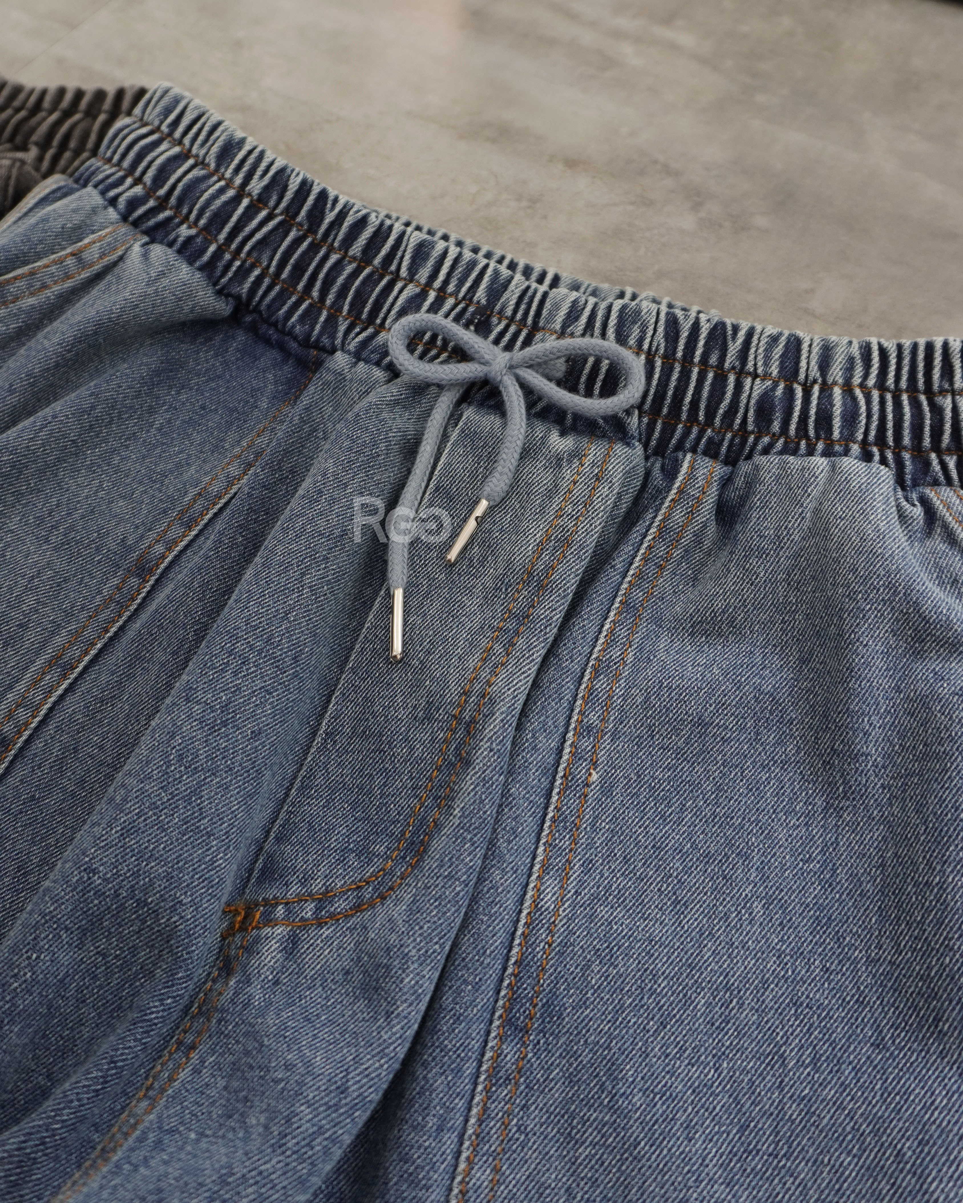 #95843 韓國刷色畫家牛仔長褲褲頭細節照