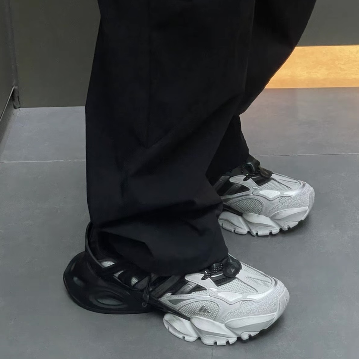 ADIDAS XLG RUNNER DELUXE 黑白 做舊 厚底 休閒跑鞋 JR0861