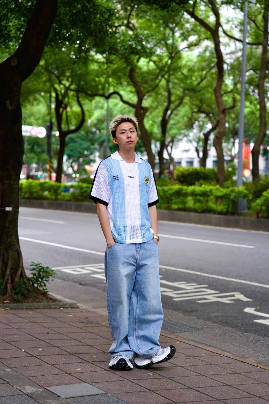 藍白針織球衣