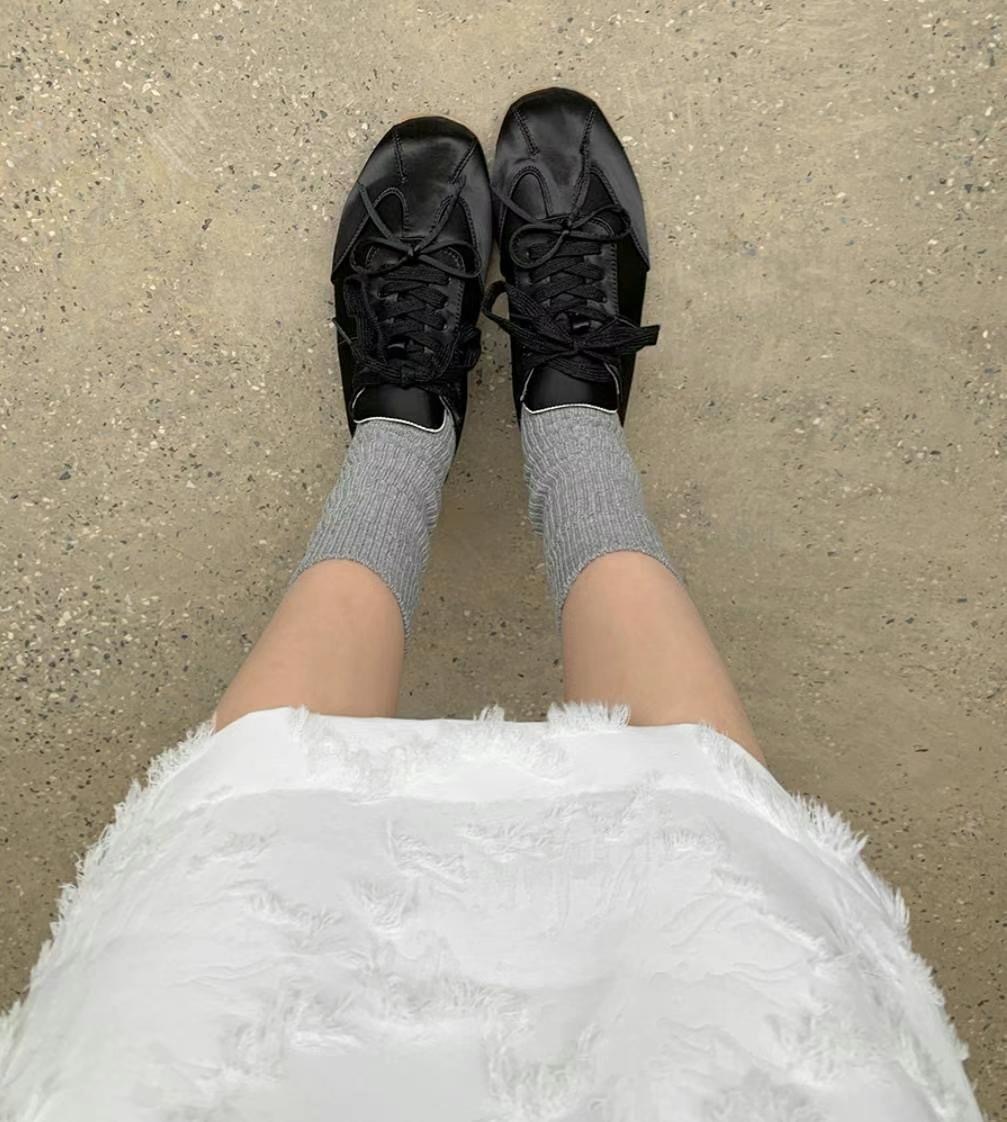 光澤面料平底波鞋