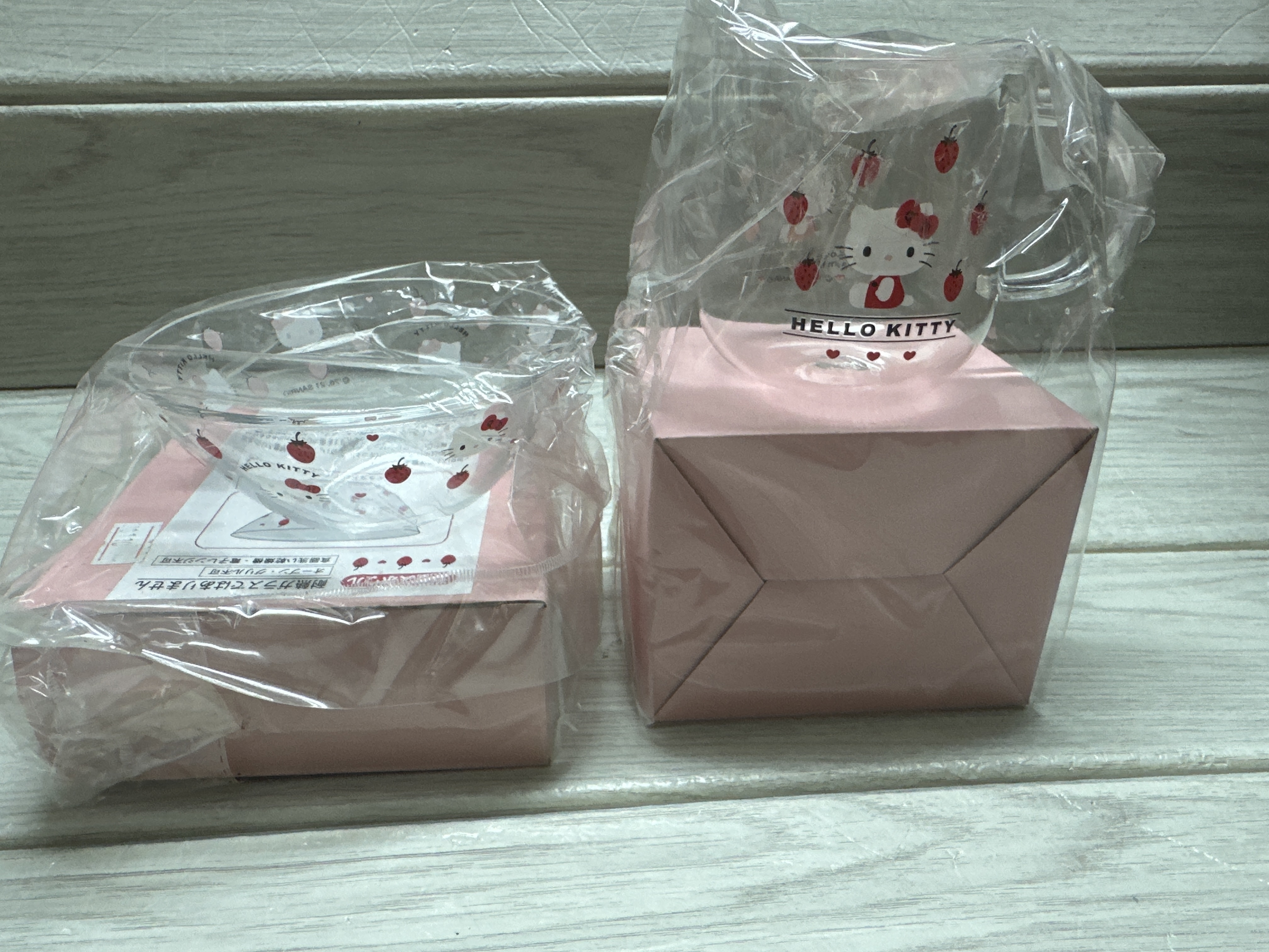 Hello kitty水杯+碗套裝