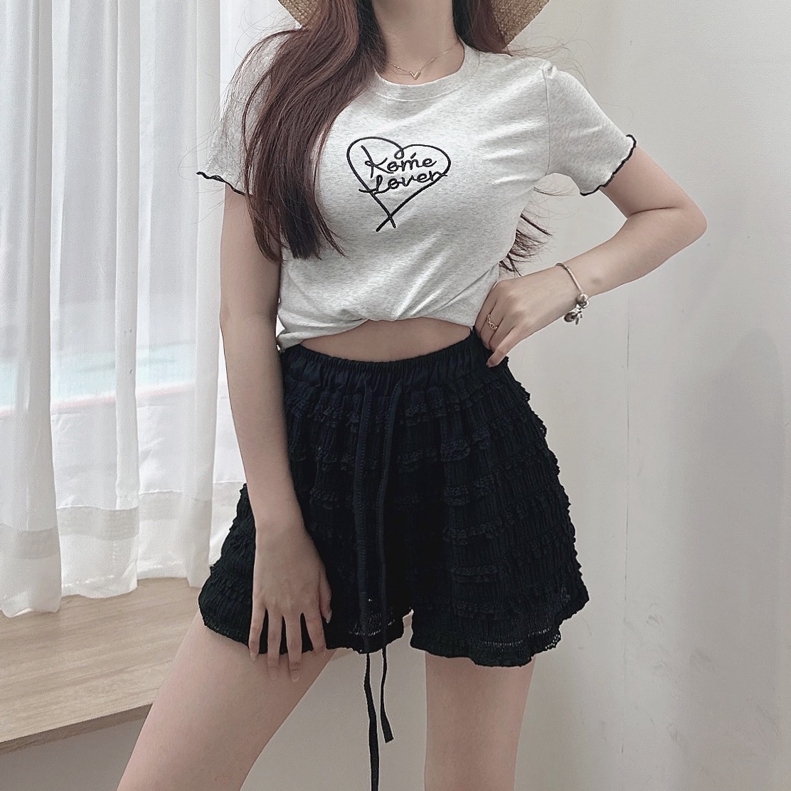 愛心撞色木耳邊短TEE/三色