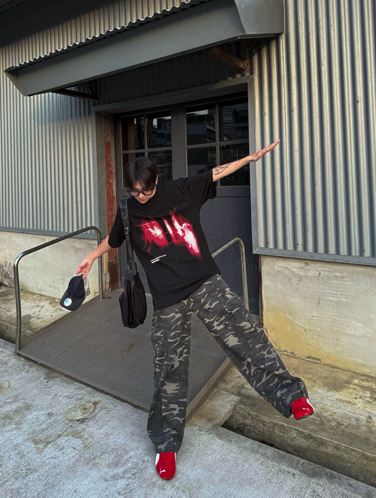 (現貨) 韓系街頭感迷彩微彎刀褲