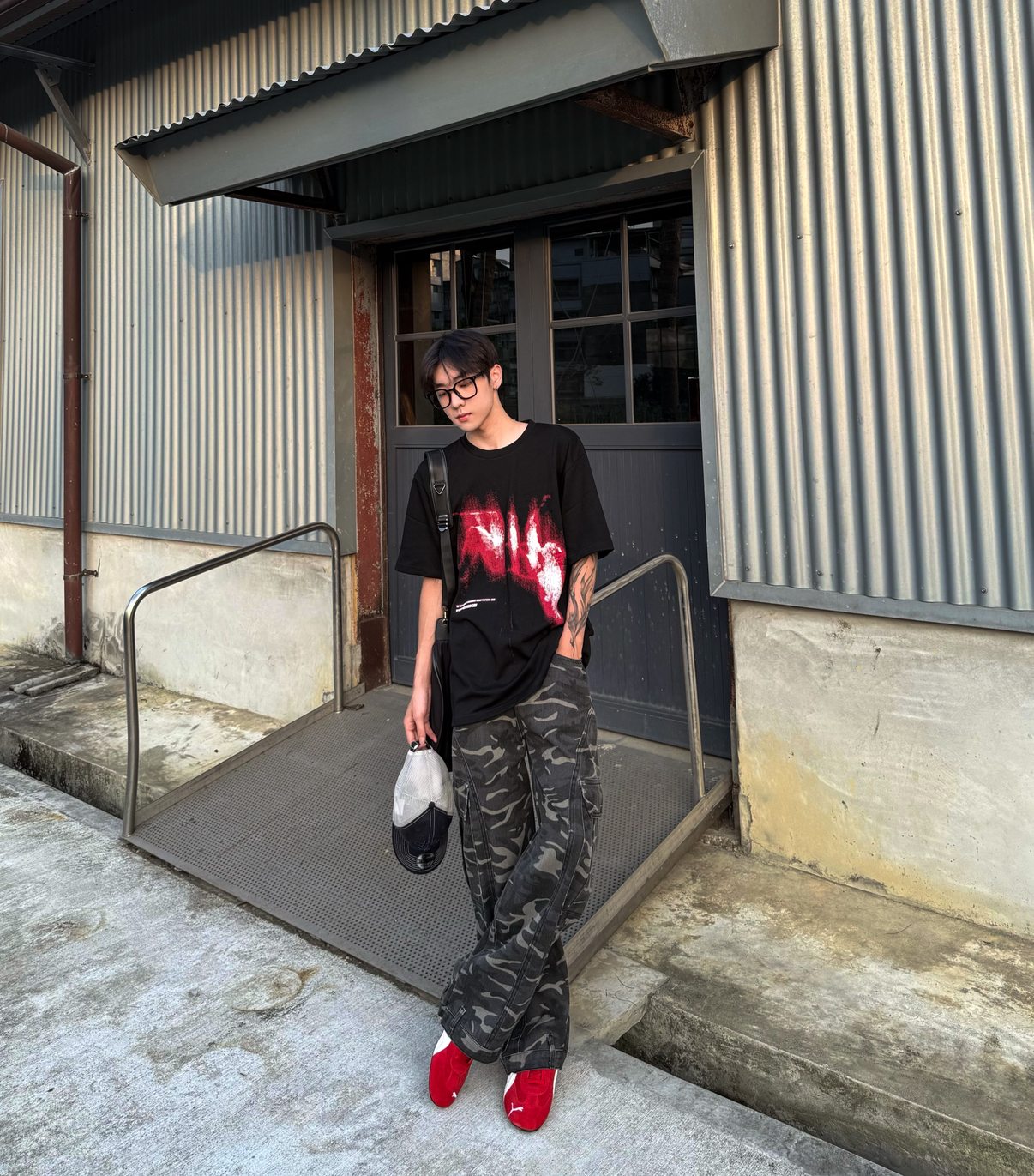 (現貨) 韓系街頭感迷彩微彎刀褲