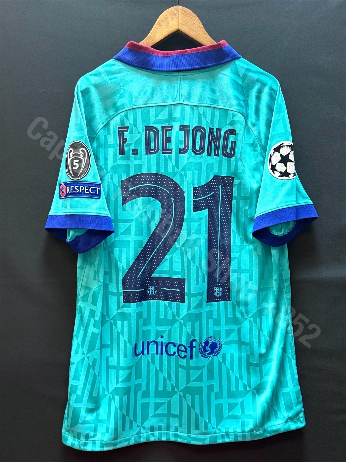 FC Barcelona 2019-2020 Nike Third Shirt #21 F D JONG