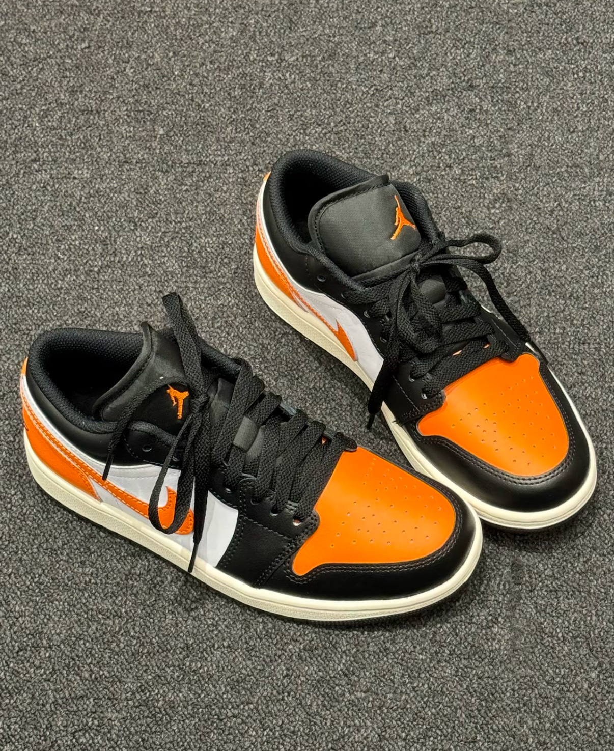 NIKE AIR JORDAN 1 黑橘 扣碎 復古籃球鞋