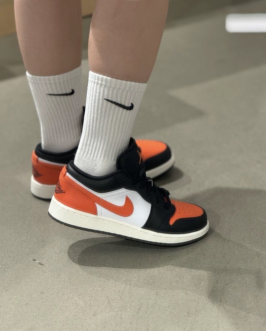 NIKE AIR JORDAN 1 黑橘 扣碎 復古籃球鞋