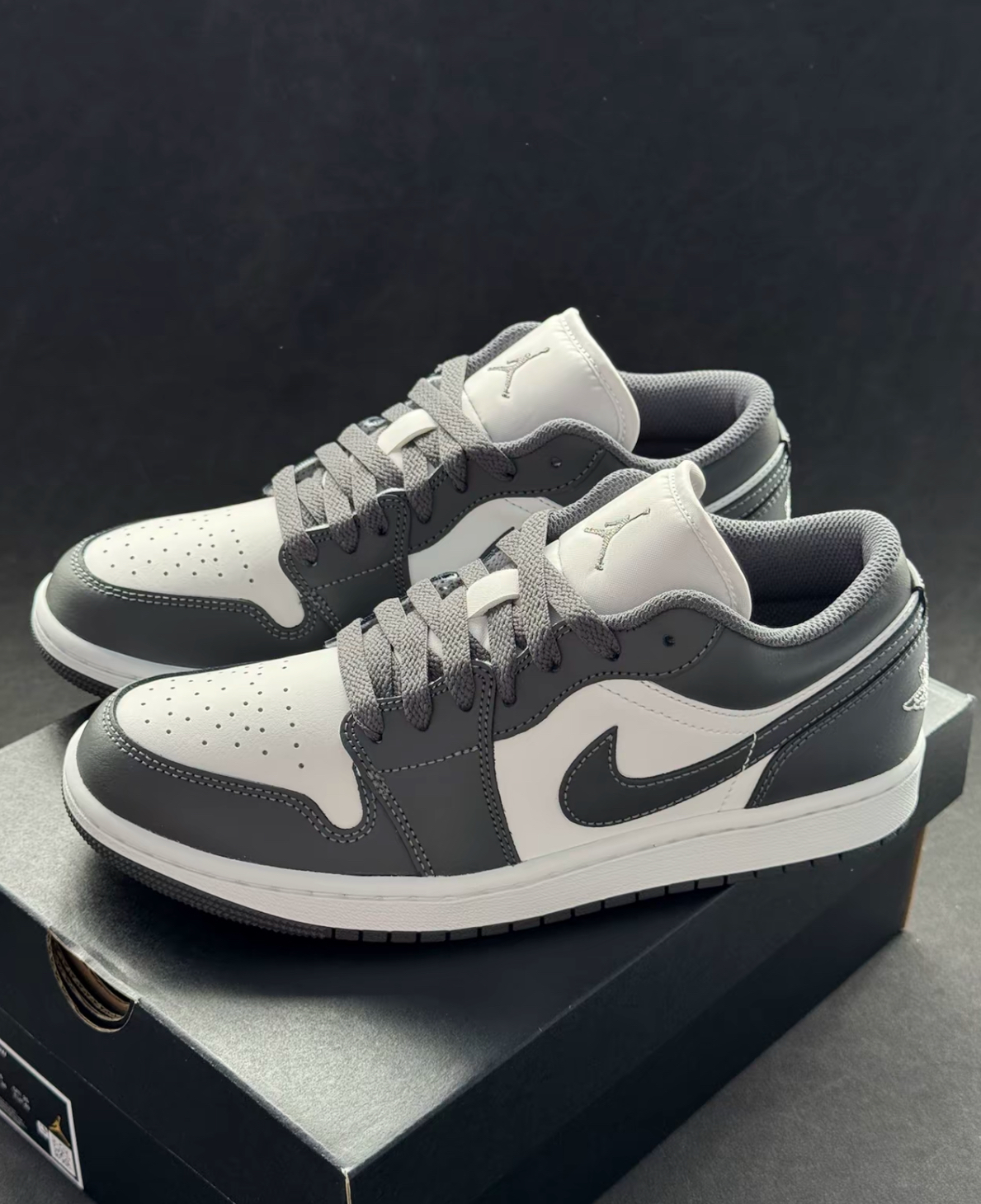 AIR JORDAN 1 LOW “IRON GREY" 低筒 煙灰 深灰