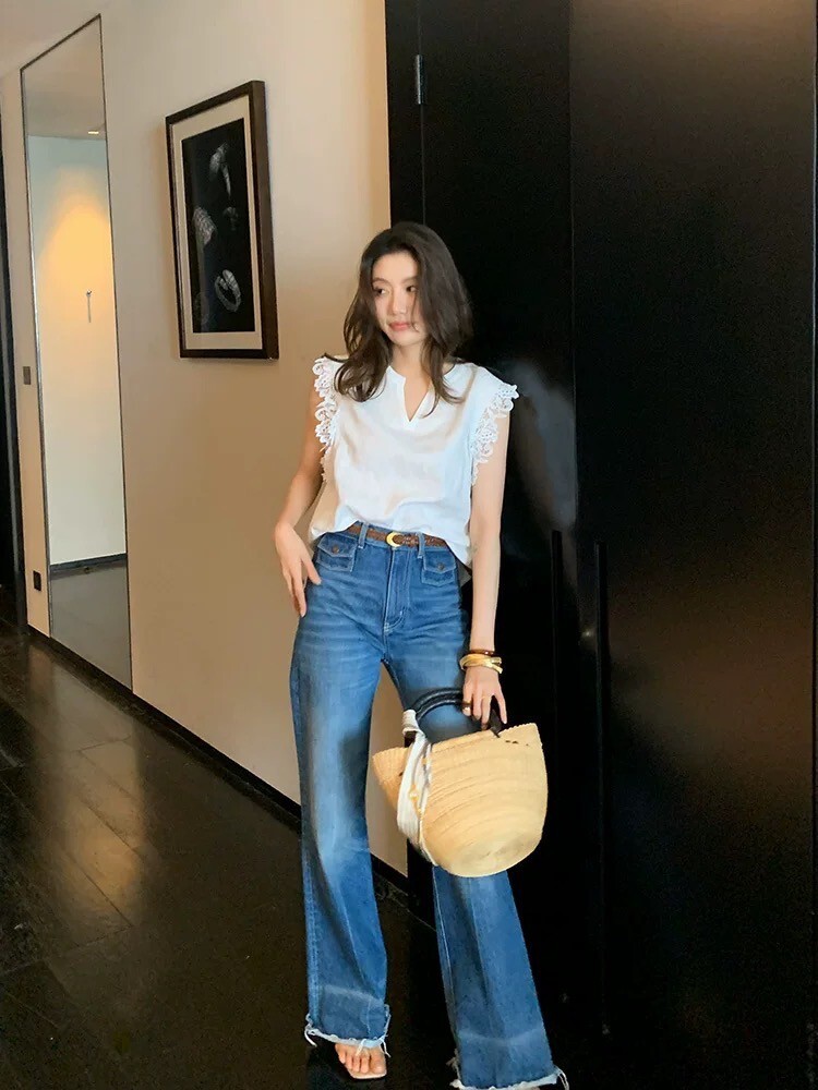 雲朵白雕花蕾絲手袖造型V領背心-S-L (Elegant & Love)