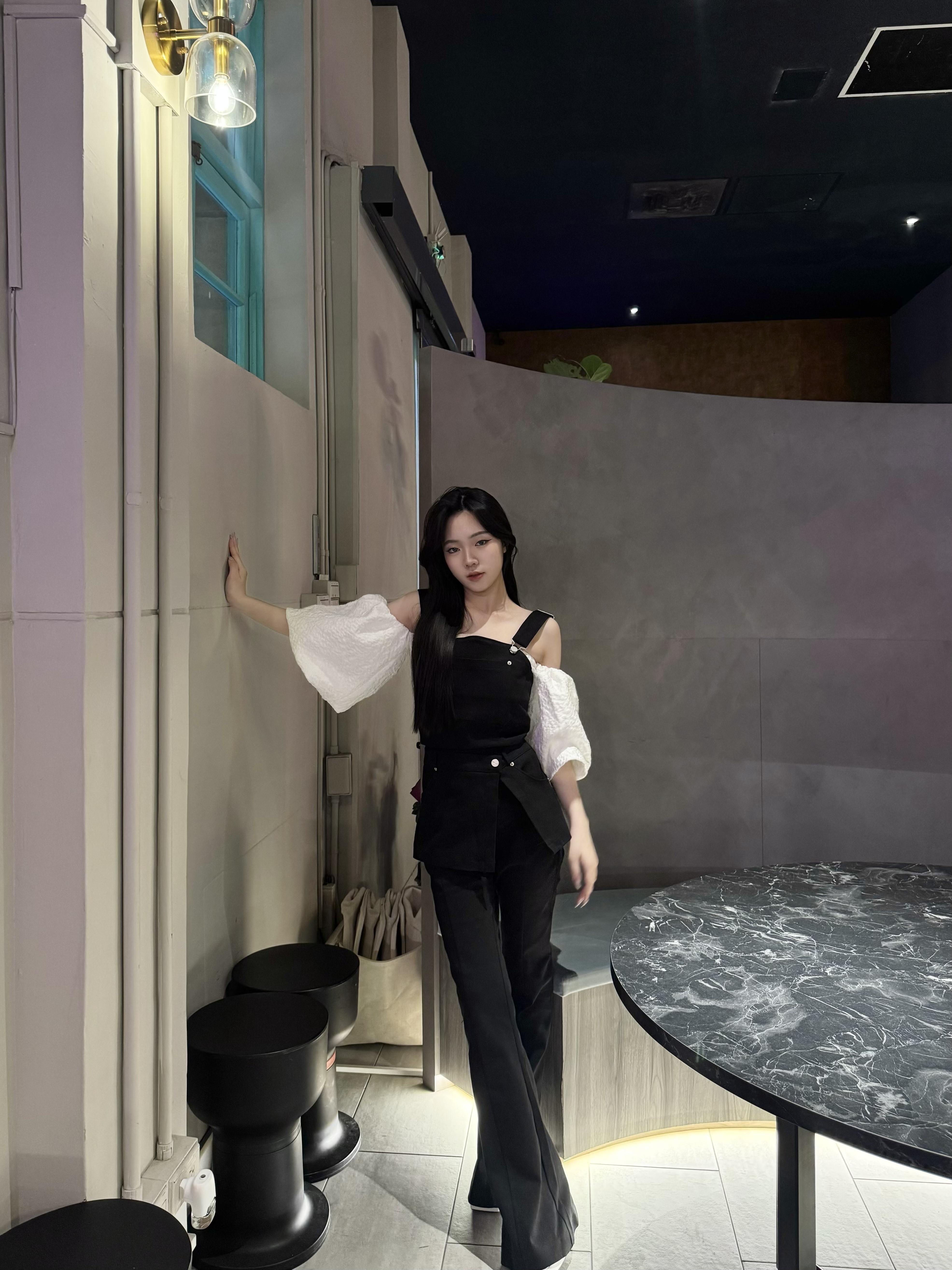 吊著你心連身褲