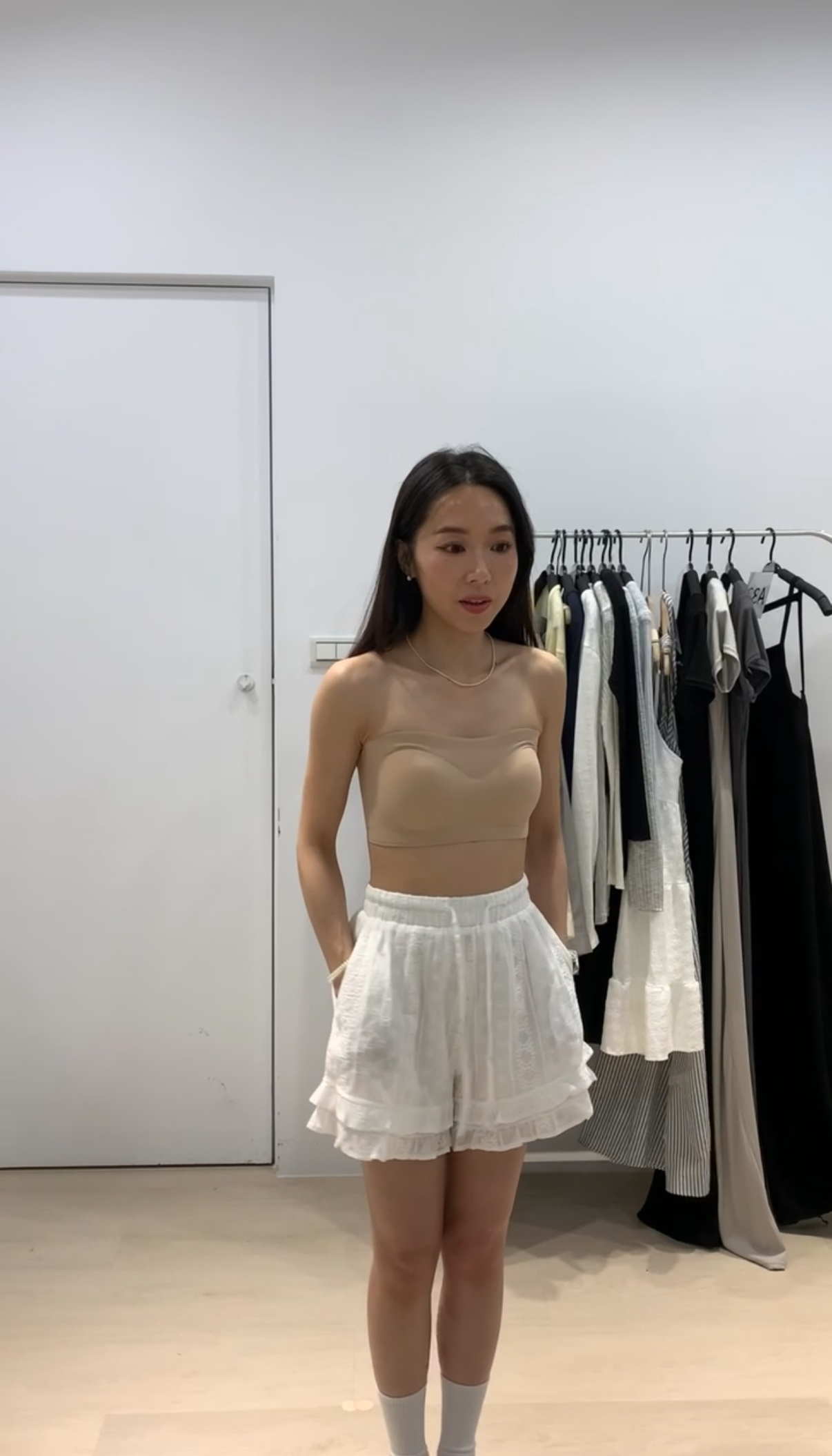 (版娘激推包色) 上下膠條扒牢牢的粉霜感後釦平口bra ( size:MLXL )_2382