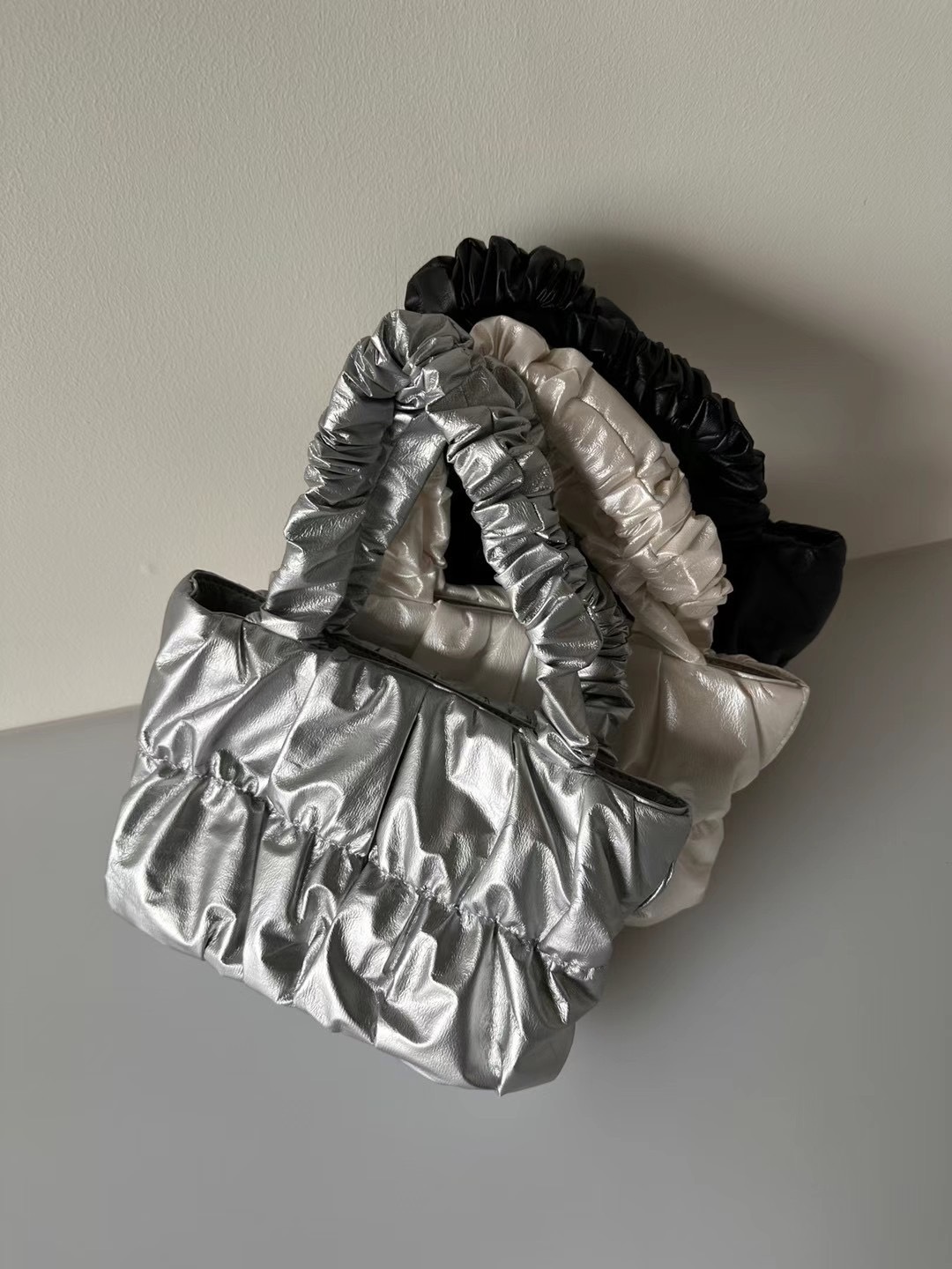 銀色枕頭包（現貨）