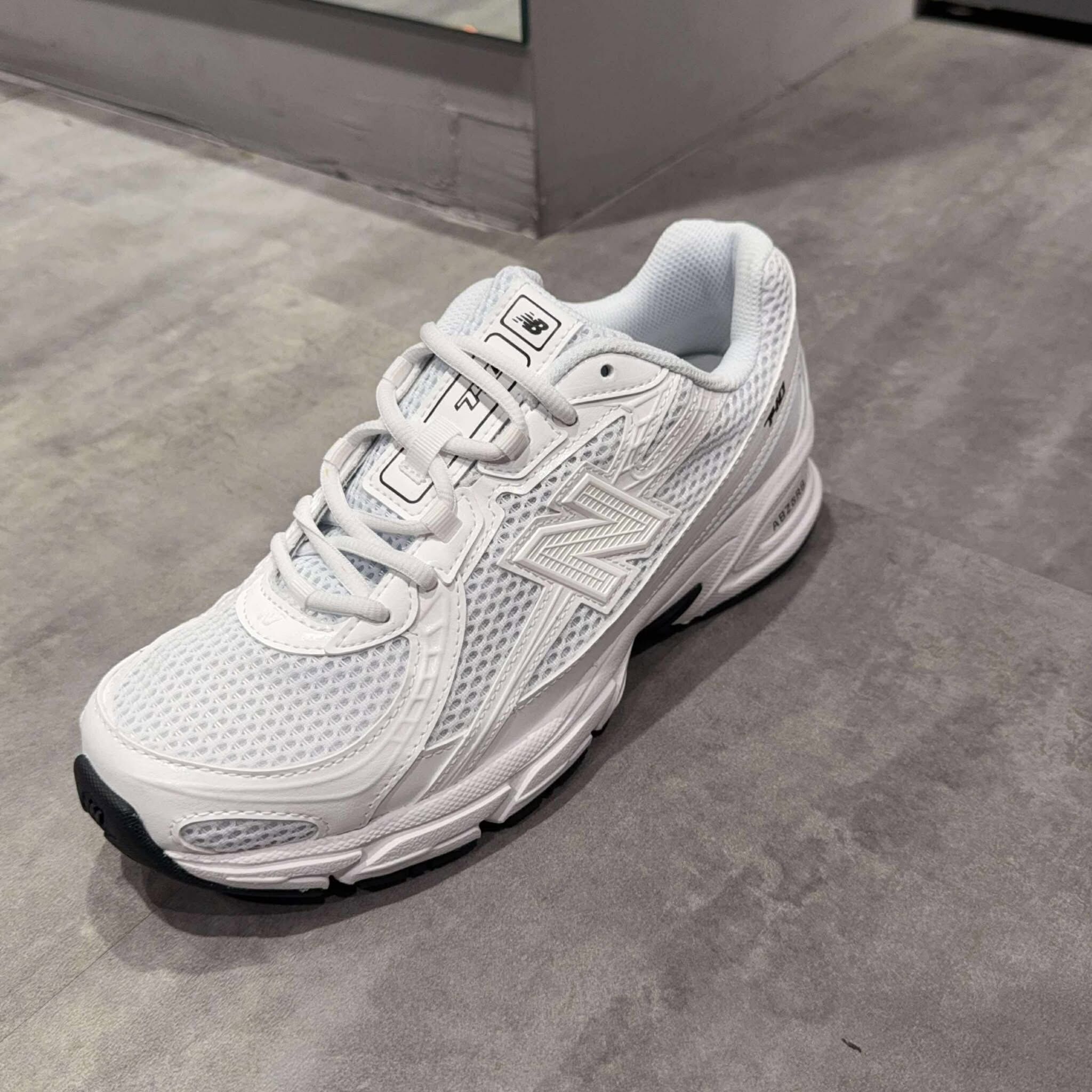 New Balance 740 白 U740WW2