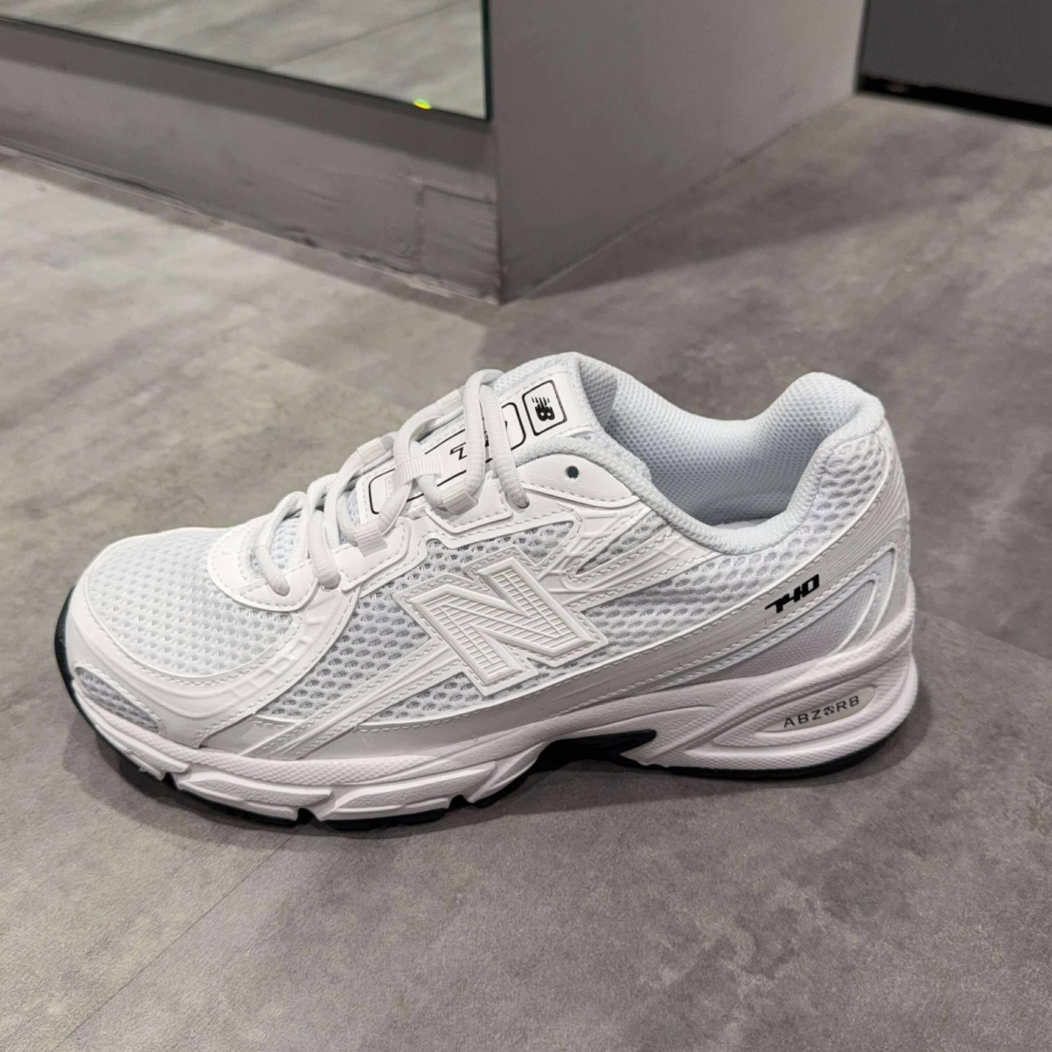 New Balance 740 白 U740WW2