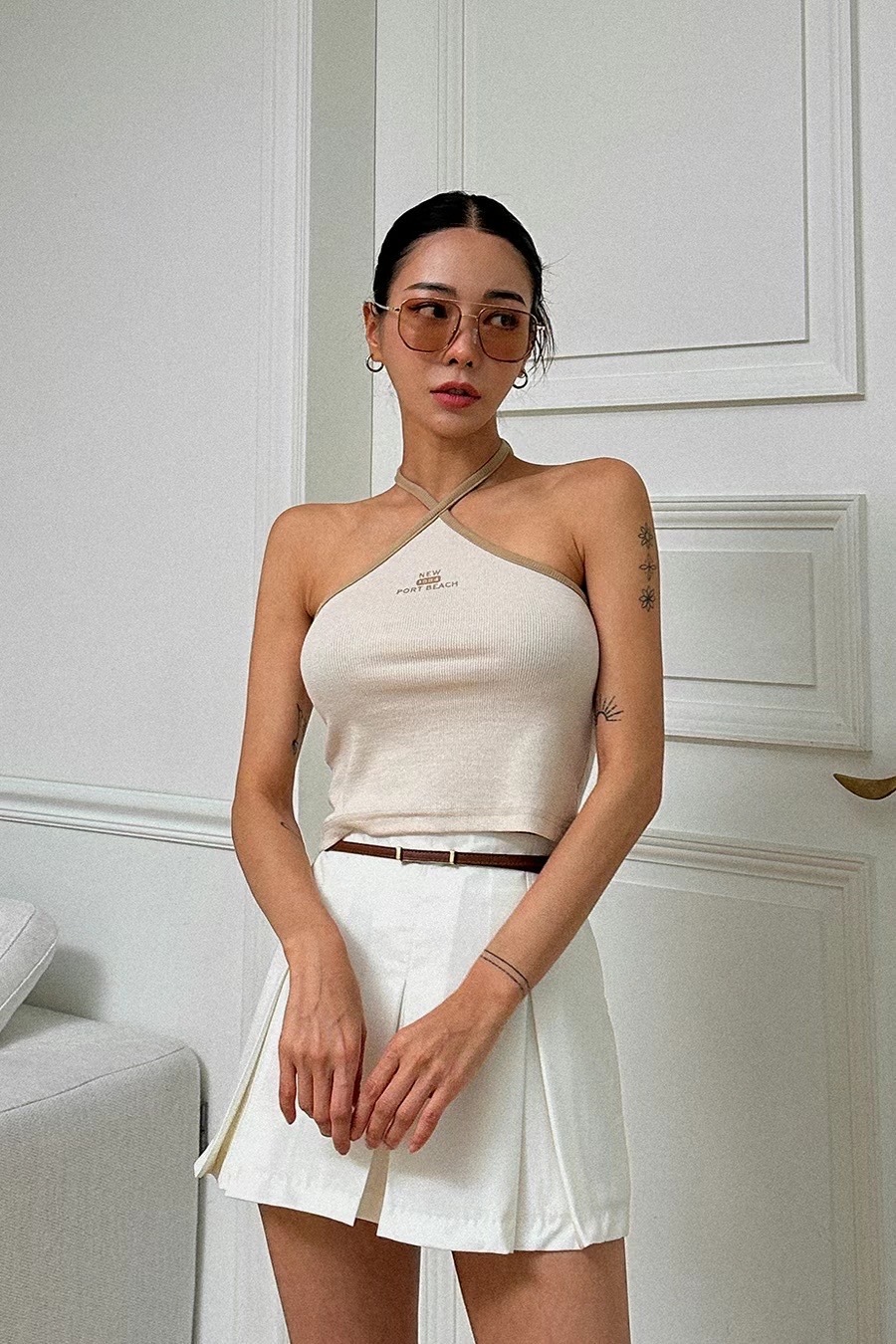 後綁帶短版上衣（現貨）