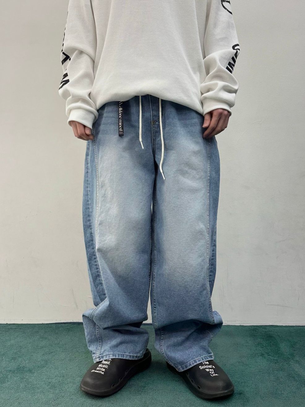 洗水鬆身牛仔褲 WELL DONE-119P