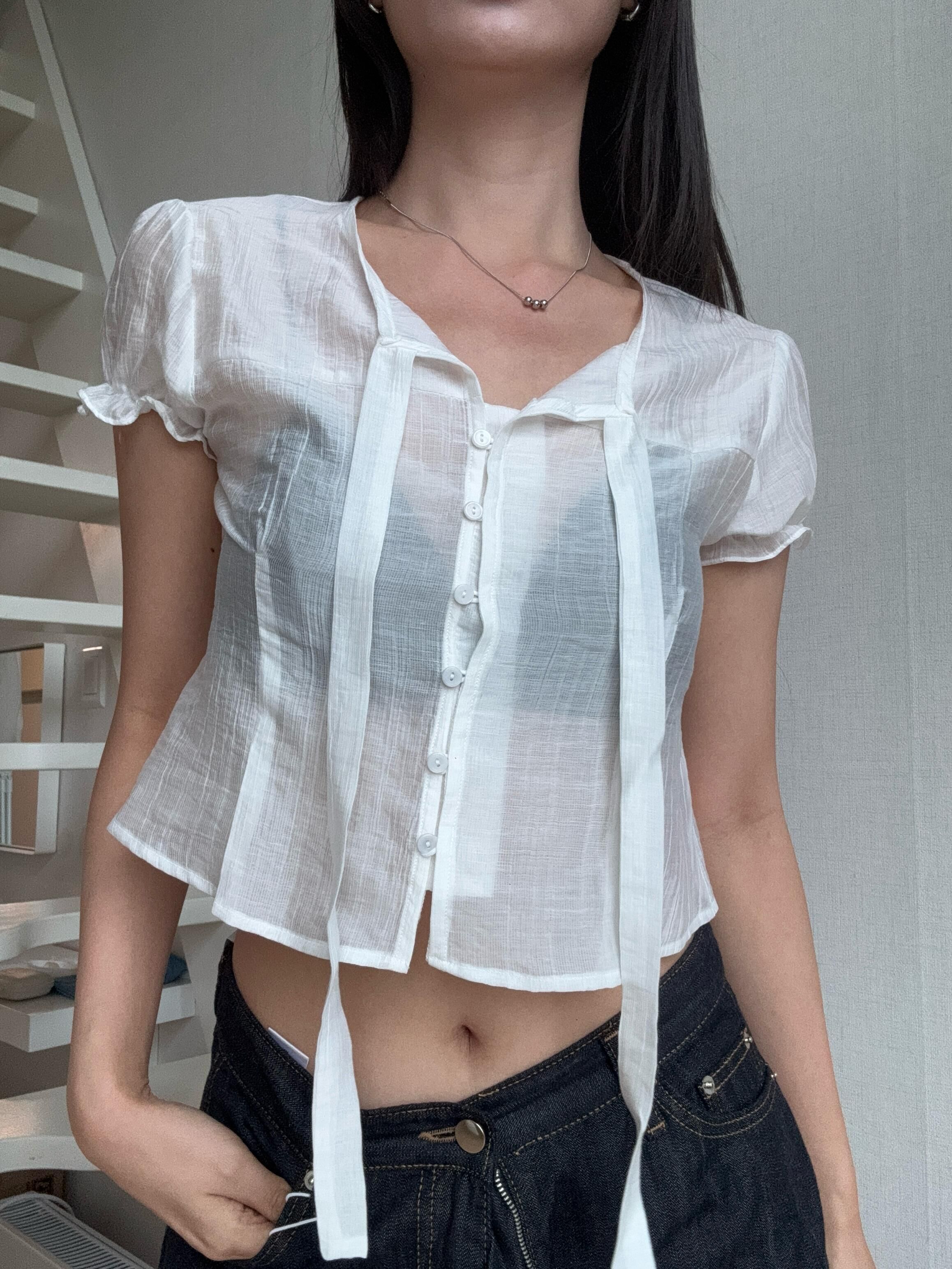 (訂購) 韓妹必備*可愛感夏日小透視上衣 T7210 (白/粉藍)