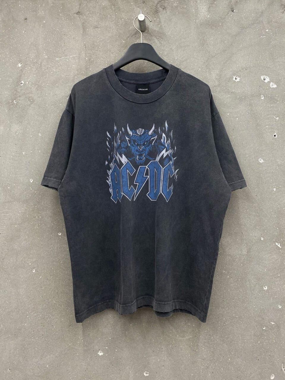 洗水英文字圖案短袖Tee ARCHIVE-369T