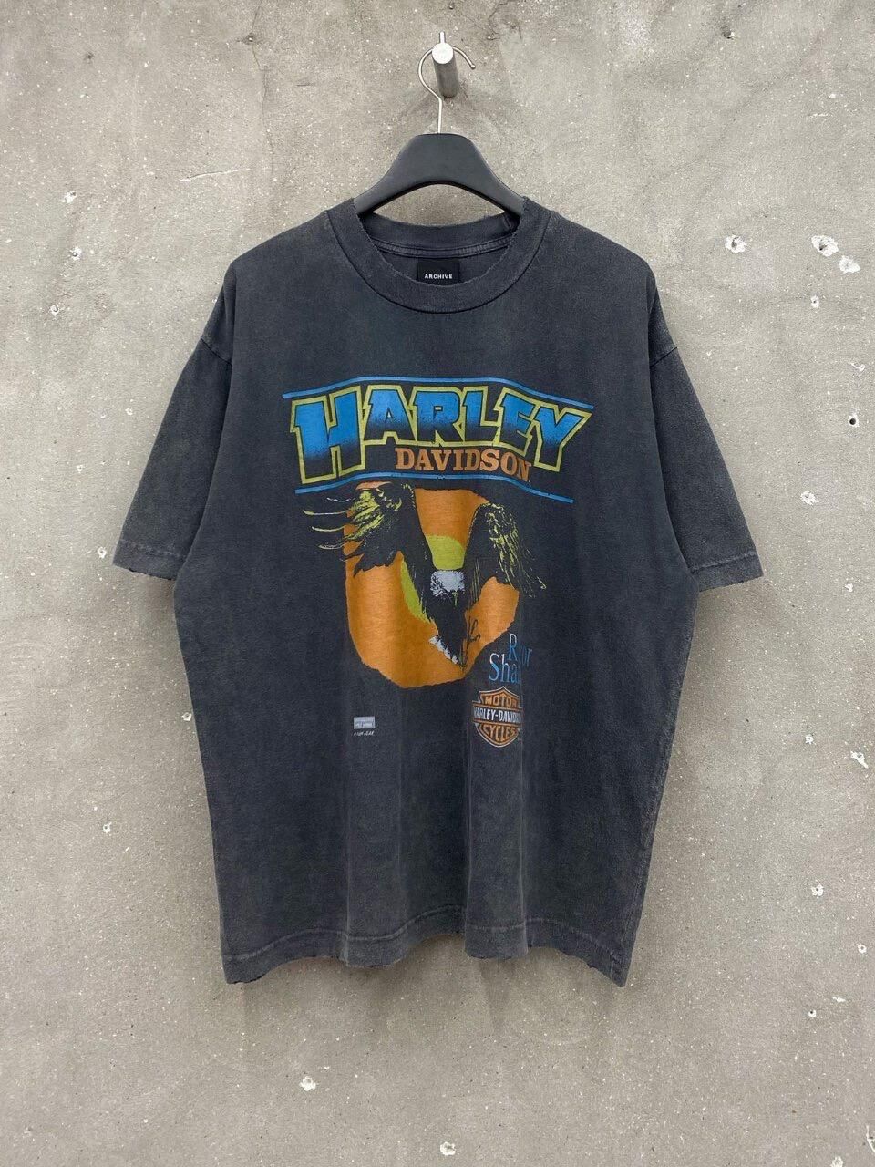 洗水英文字圖案短袖Tee ARCHIVE-371T