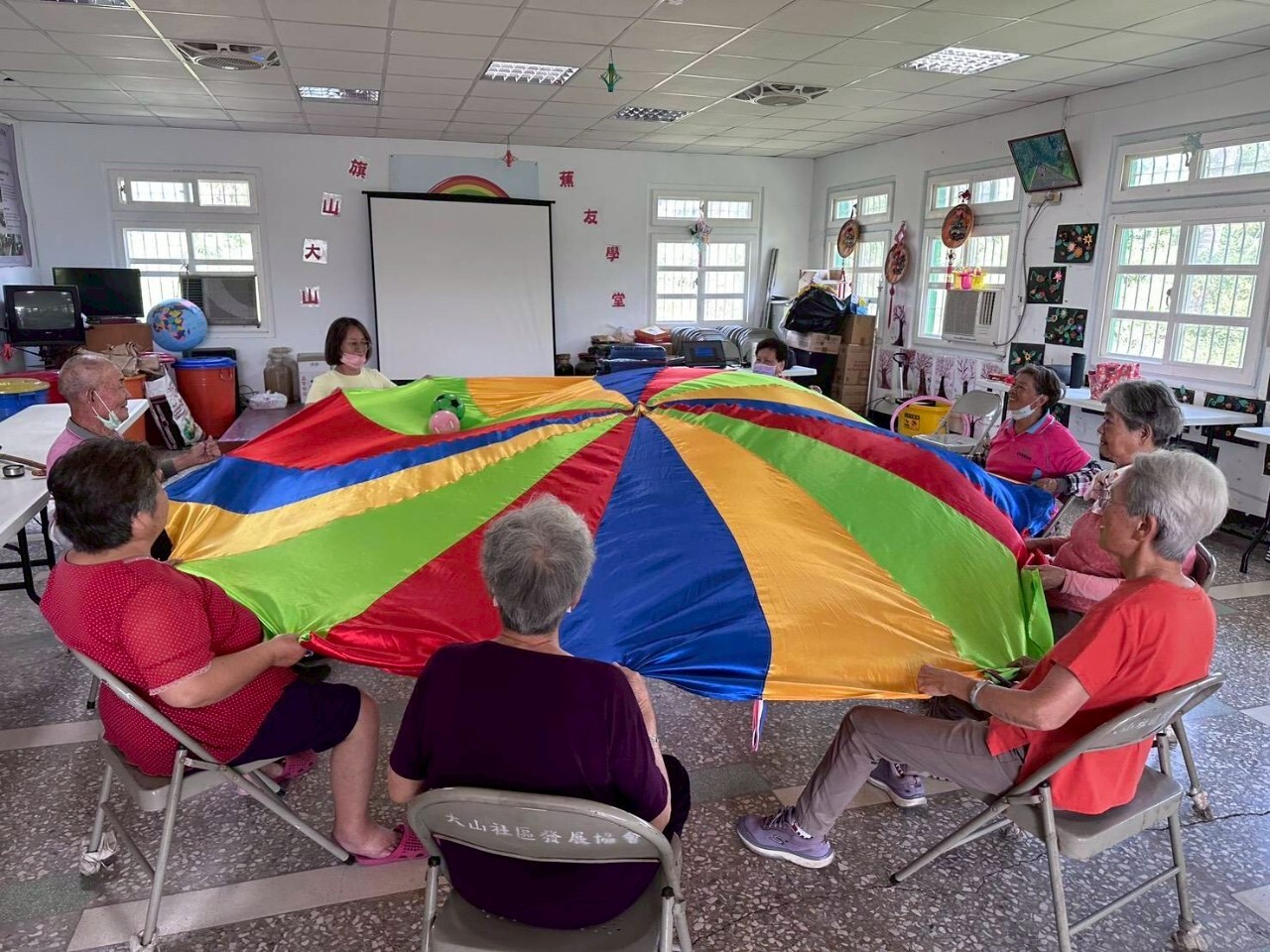 炭格基金會 舞蹈治療服務 樂齡照護