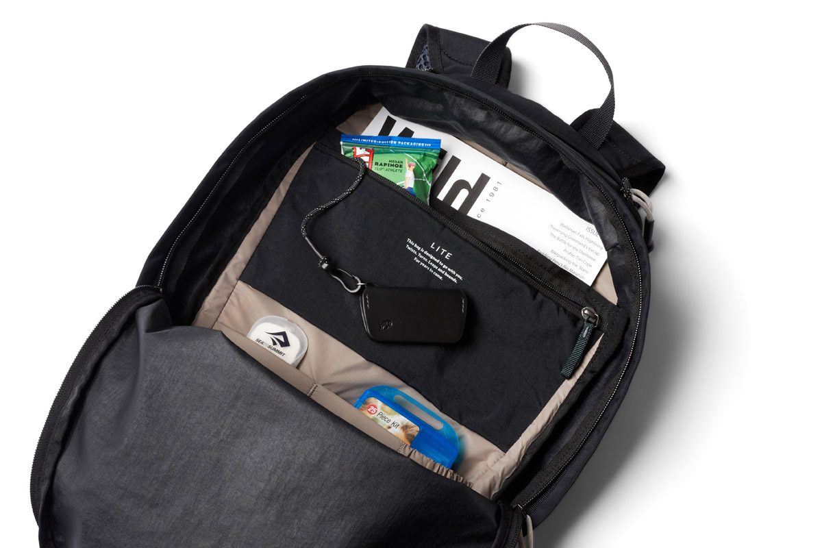 Bellroy Lite Daypack｜超輕量後背包，旅行通勤皆適用