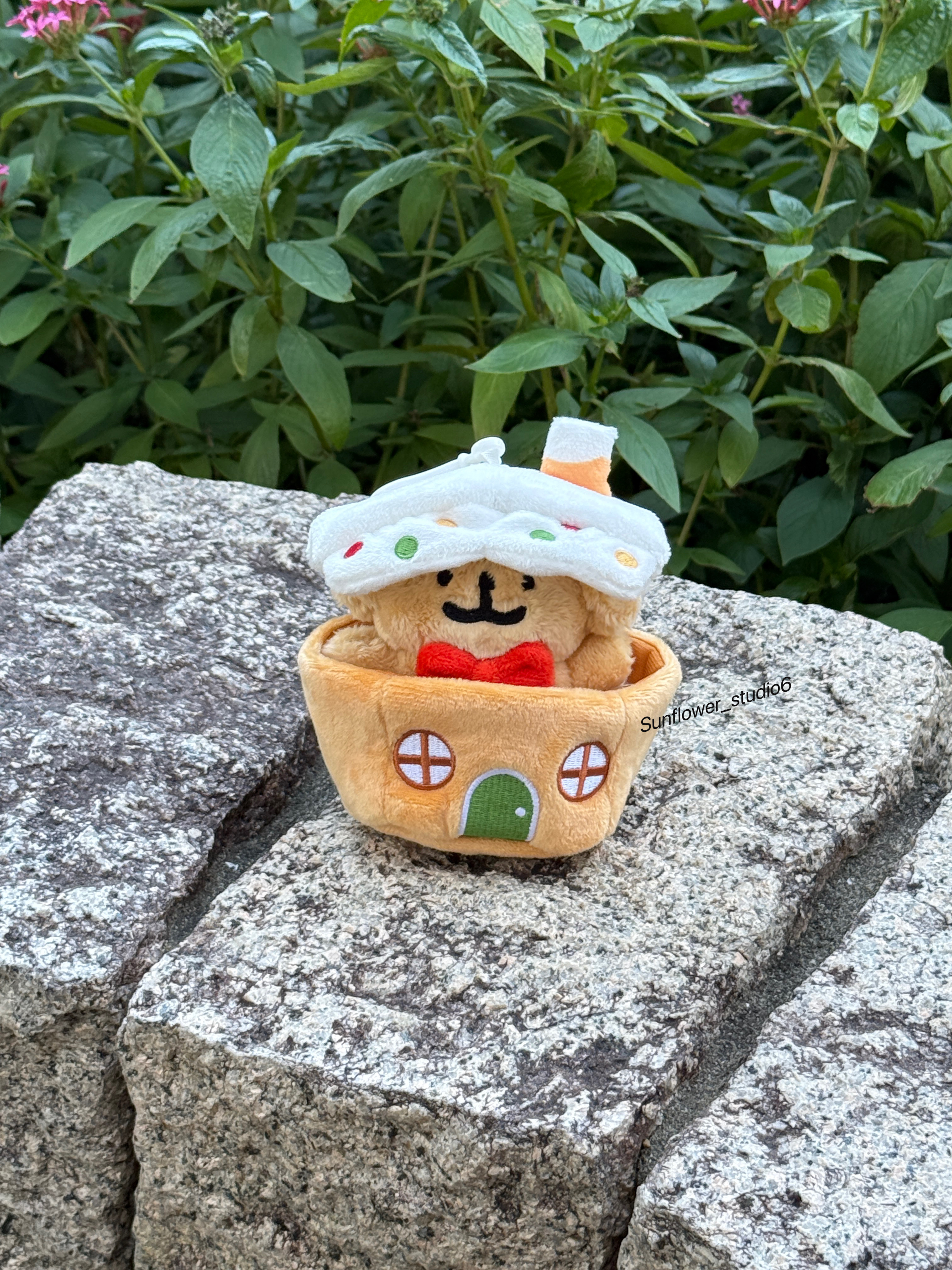 線條小狗 Maltese 馬爾濟斯 正版授權 薑餅屋系列 薑餅屋 聖誕節 吊飾 鑰匙圈 毛絨公仔 (任買兩件711免運)/預購