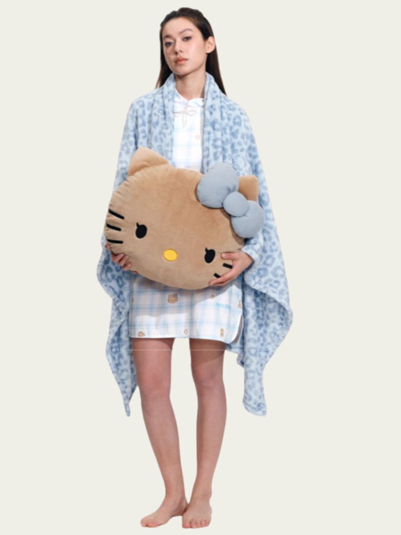 【 預購 】tbh野獸派 家居黑皮hello kitty 二合一法蘭絨抱枕毛毯-牛仔藍