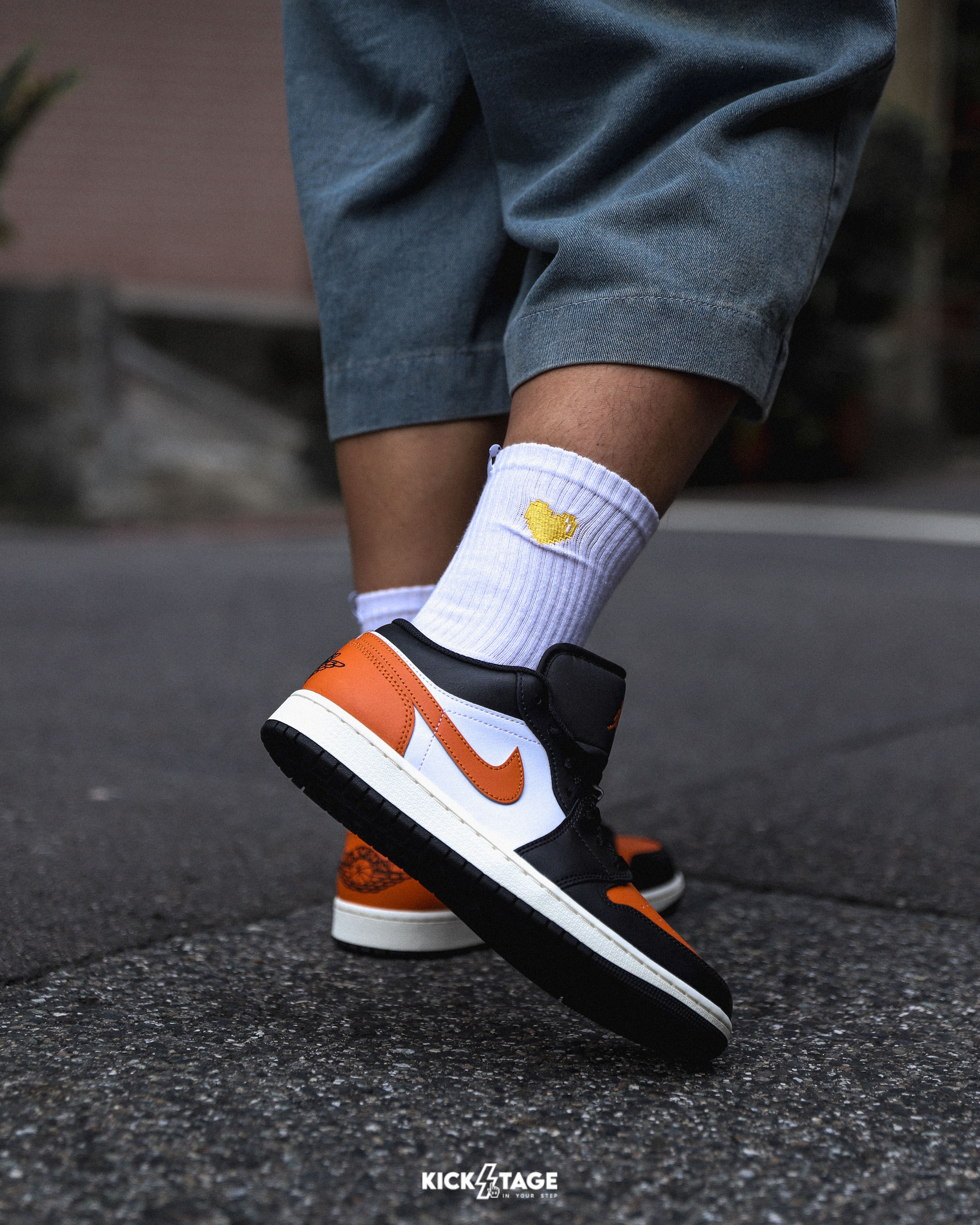 男鞋 NIKE AIR JORDAN 1 LOW 橘 扣碎籃板 拼接 低筒 休閒鞋【553558-081】AJ1