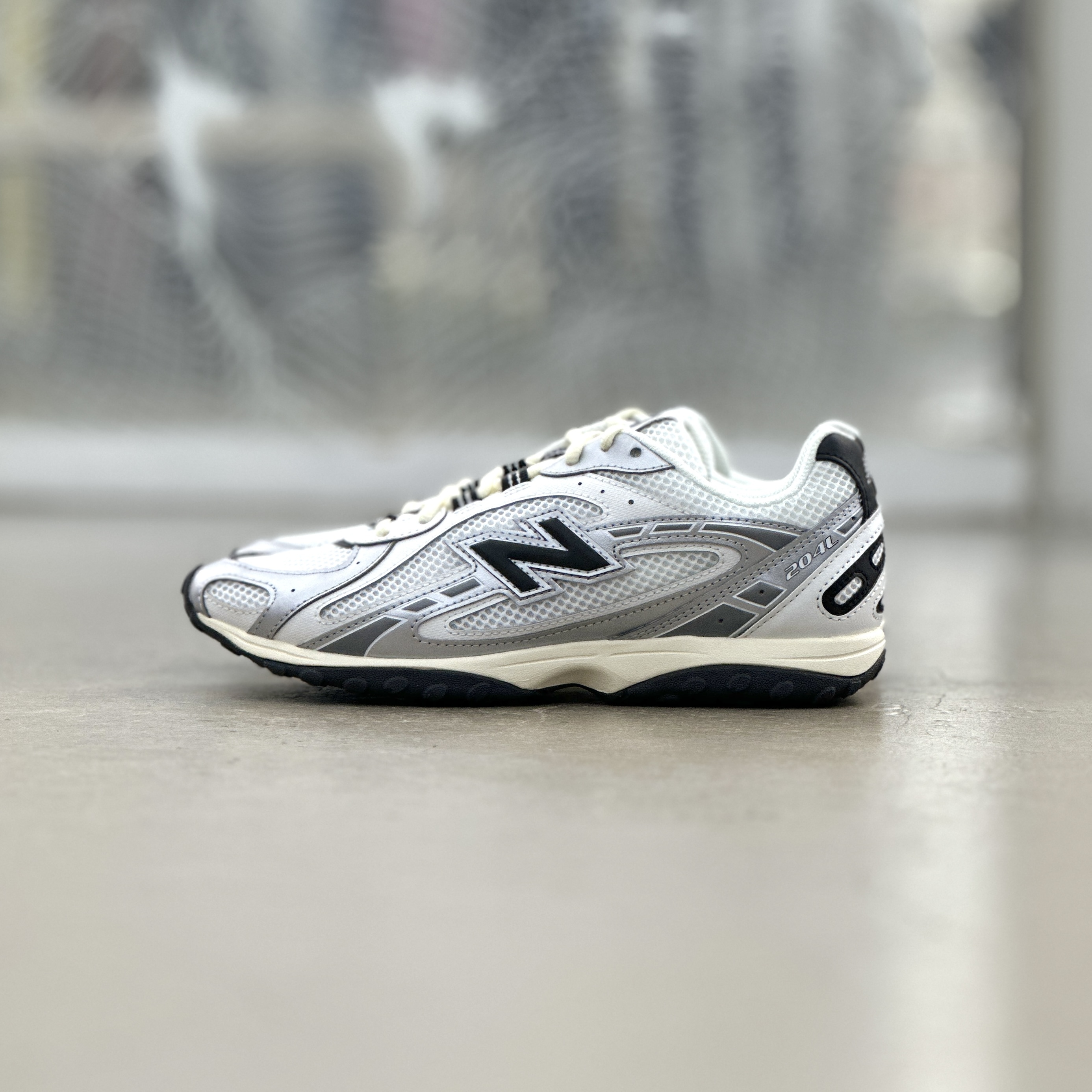 New Balance U204LSWD