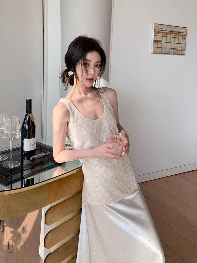 優雅女子光澤感滿滿亮鑽造型長裙-XS-L (Elegant & Love)