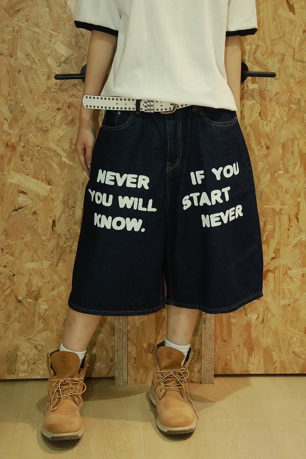 英文標語 黃線 牛仔 短褲 #七分褲