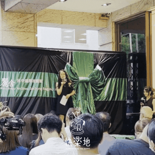 揭幕▪拉綵特效▪客製巨大logo蝴蝶結