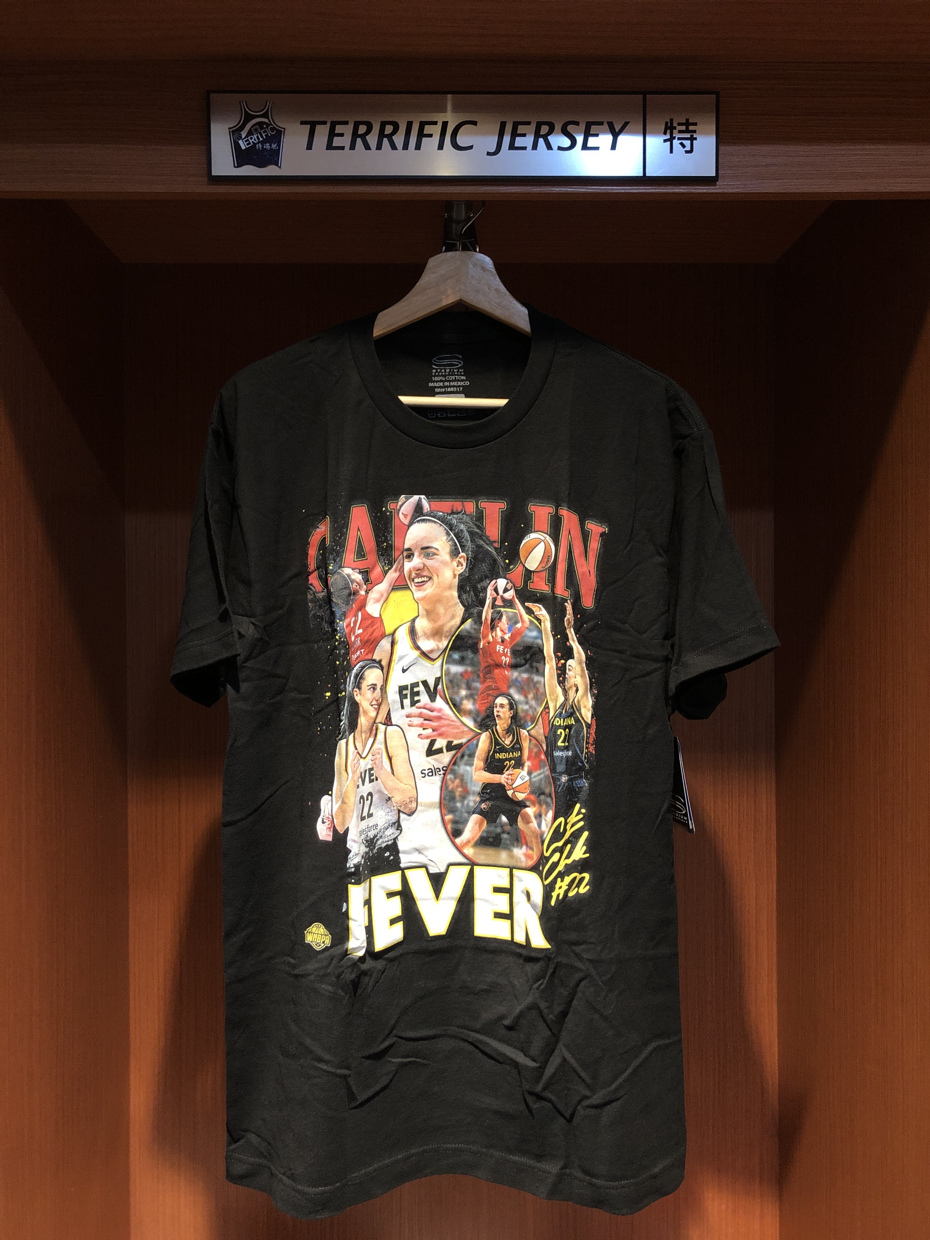 WNBA短袖 Caitlin Clark 印第安納狂熱 照片 人像 Stadium Essentials Unisex Player Crossroads Tee 棉質 短袖 全新