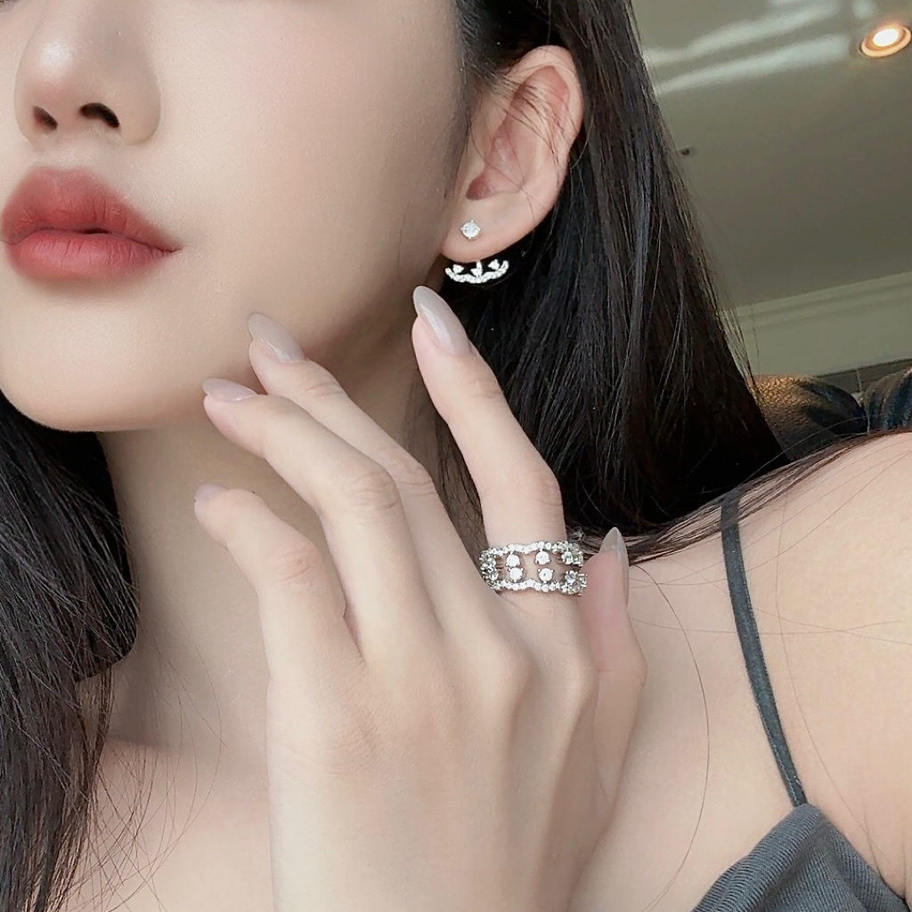 silver opulent”高級白金交織蕾絲波紋系列