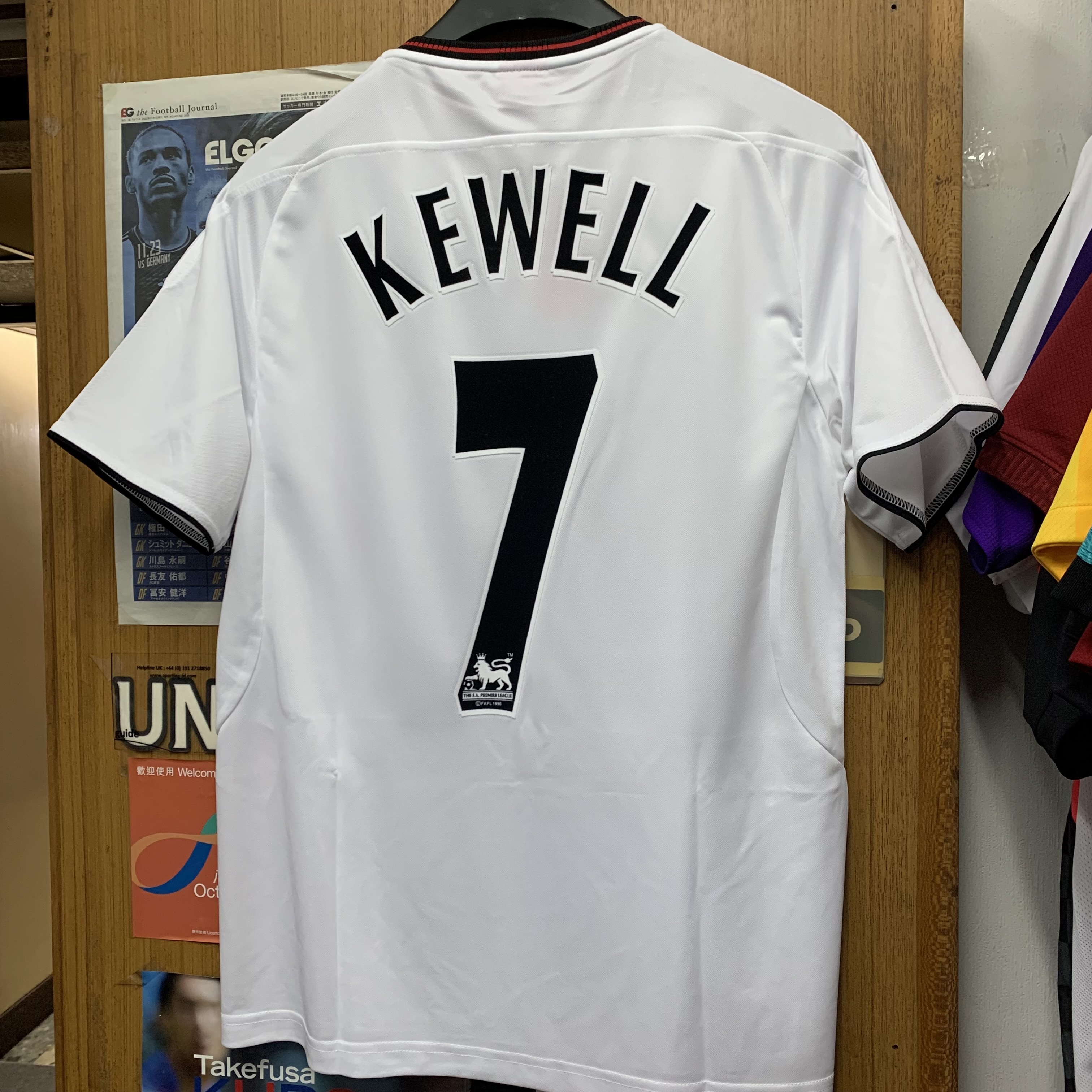 2003 Liverpool Retro Away Carlsberg Shirt with 7 KEWELL
