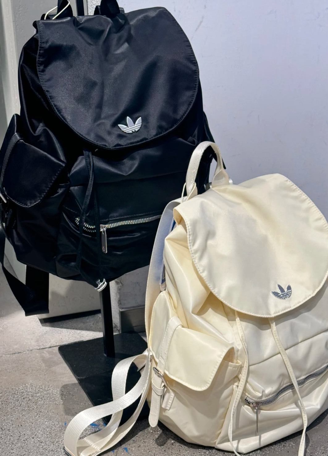 ADIDAS ORIGINALS 雙肩後背包 黑色 白色