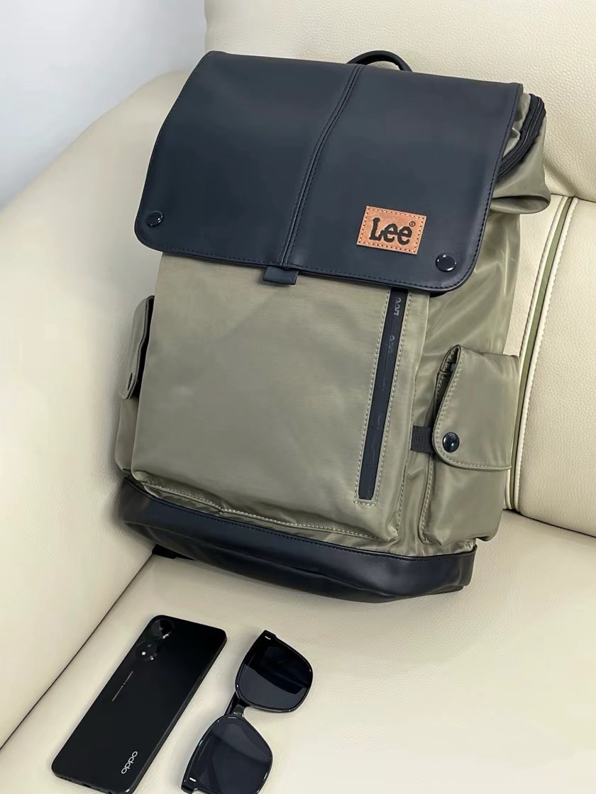 Lee 時尚雙肩包 20L 新款戶外休閒 大容量 背包 旅行包 書包 通勤 電腦包