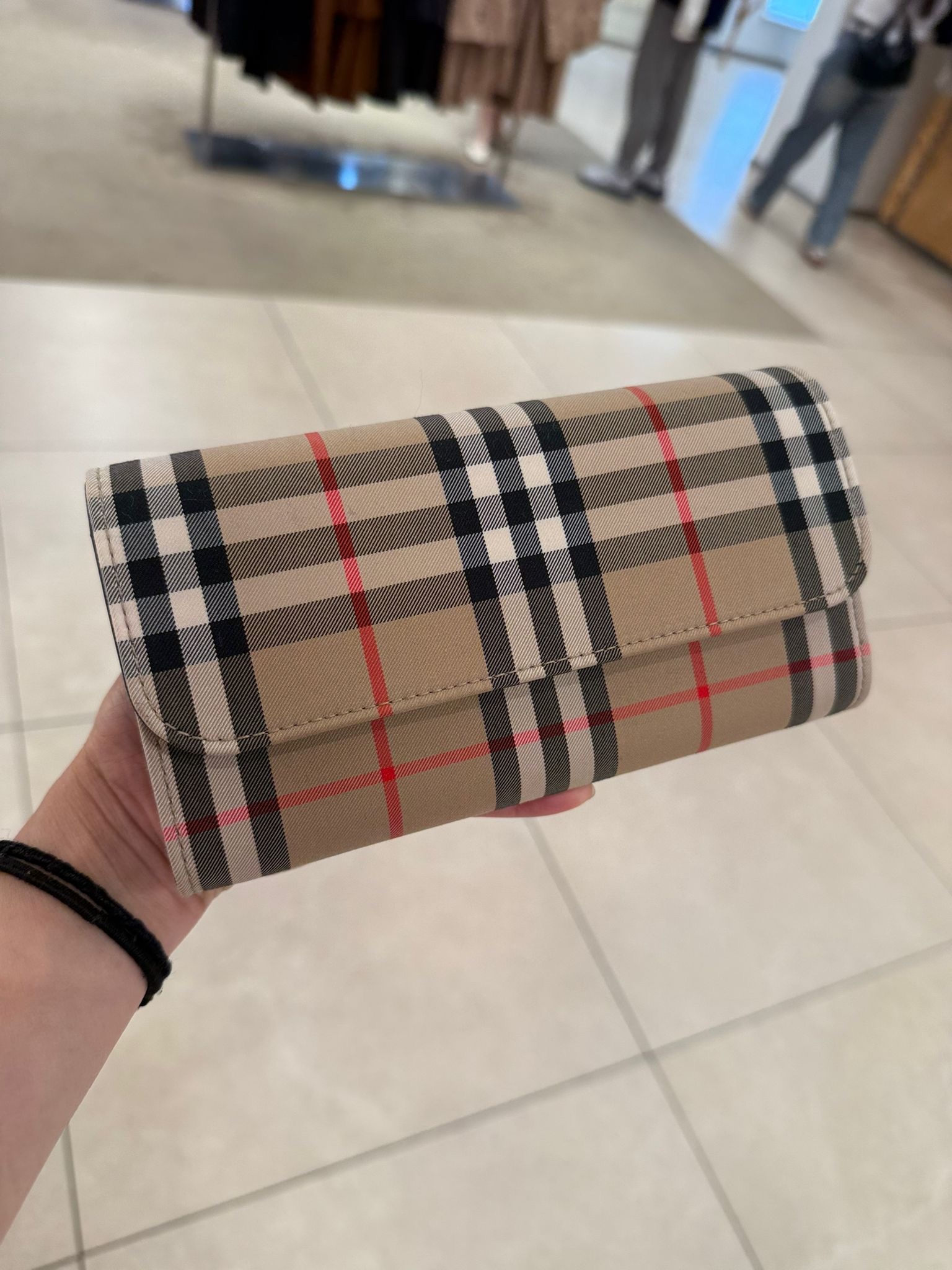 Burberry Halton Check Long Wallet Archive Beige