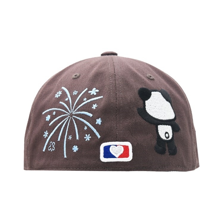 THE MUSEUM VISITOR PANDA EMBROIDERY CAP (BROWN) 熊貓 刺繡 棕色 全封帽