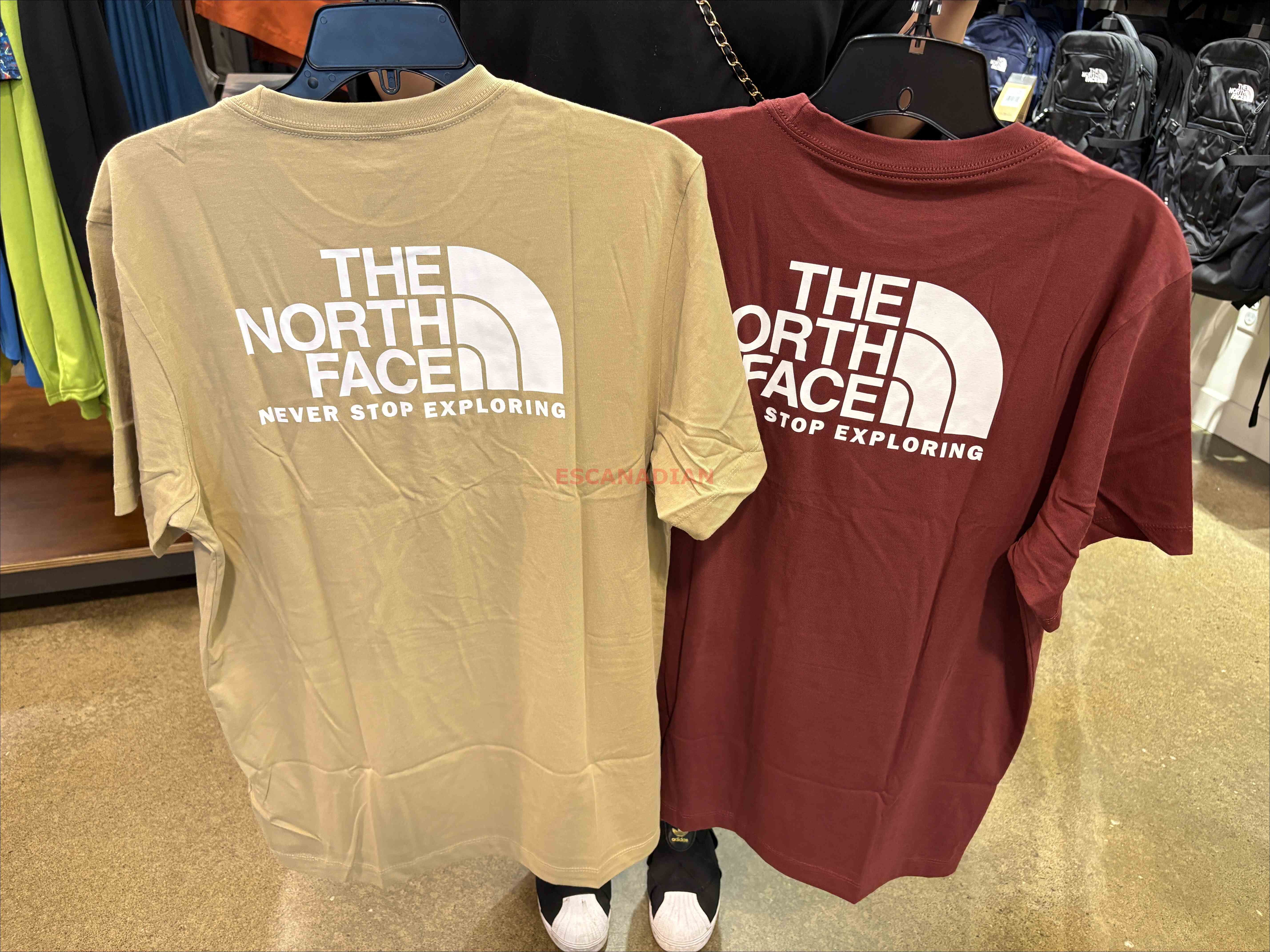 THE NORTH FACE 男大人 雙面LOGO 短TEE (前小後大)