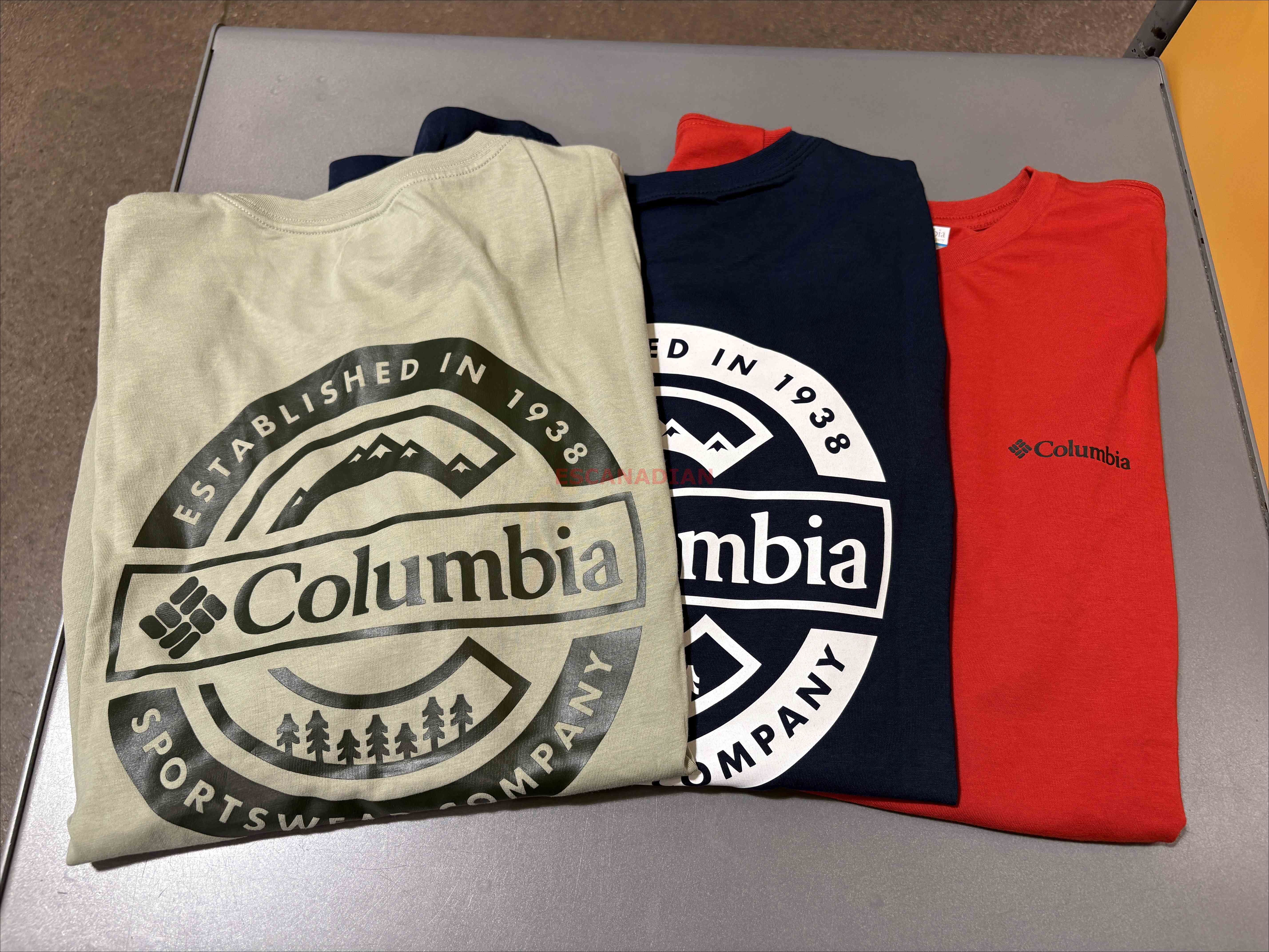 Columbia  男大人 有機棉 正反圖案 短TEE (3色)